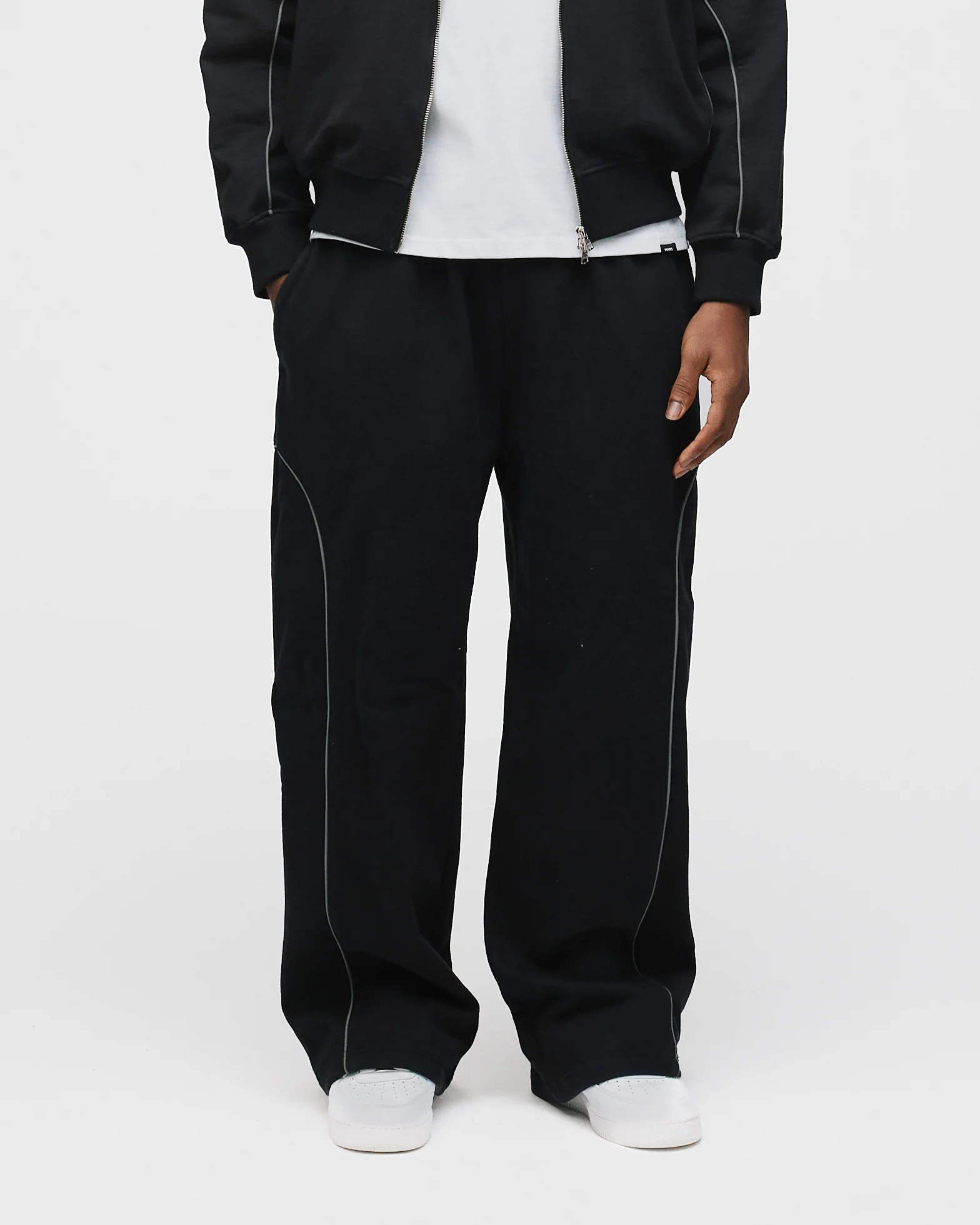 Arc Baggy Sweatpants - Black