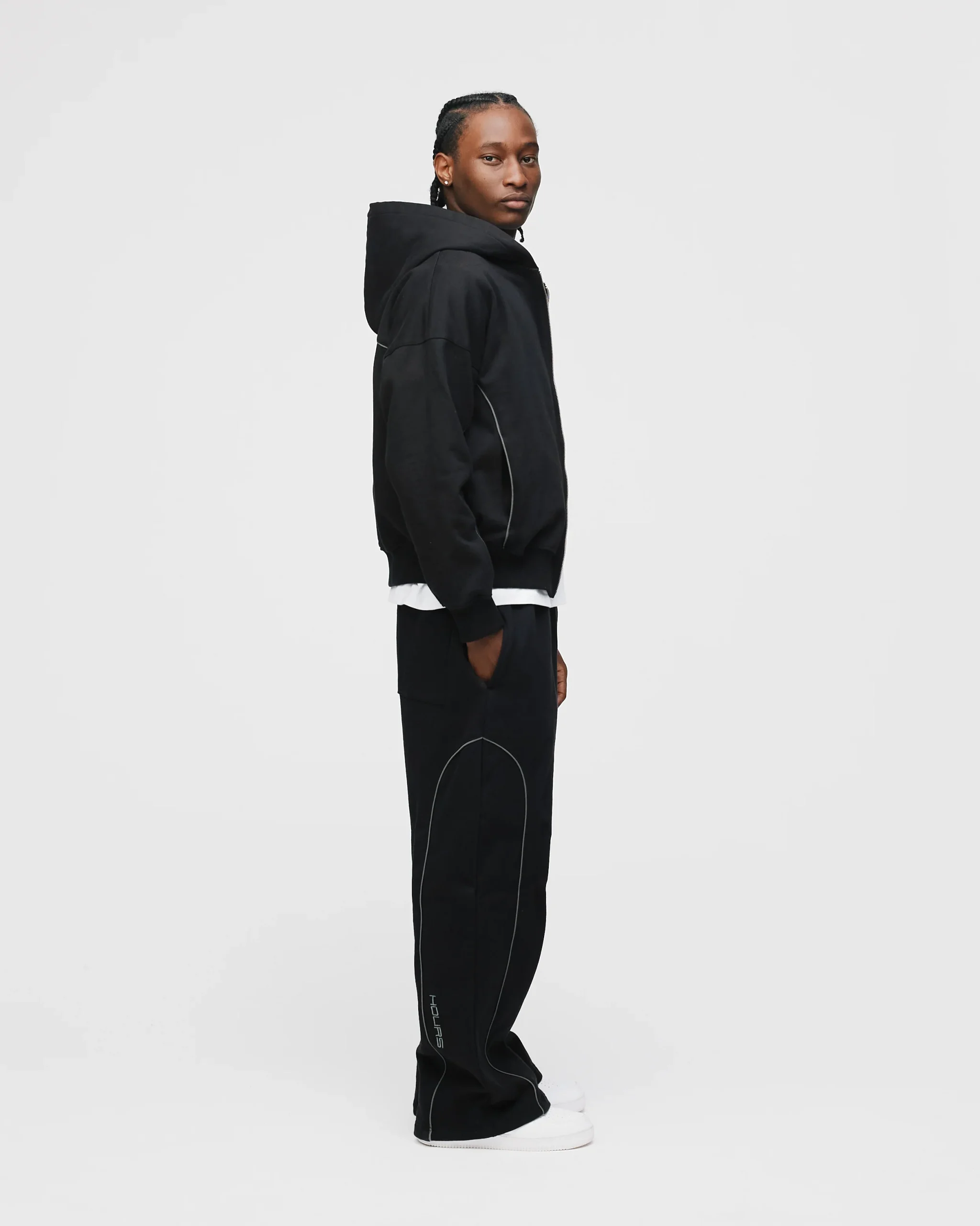 Arc Baggy Sweatpants - Black