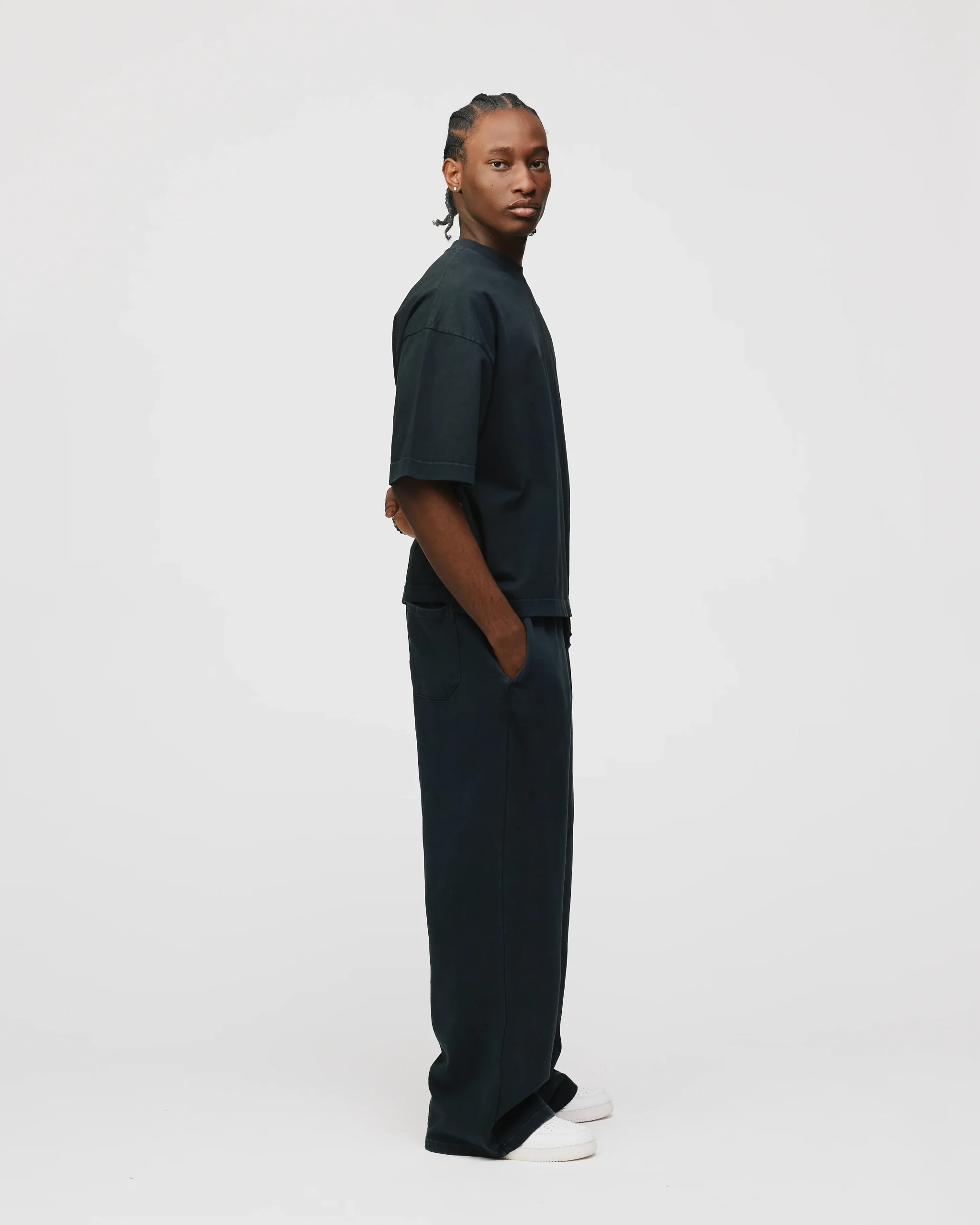 Cropped T-Shirt - Vintage Black