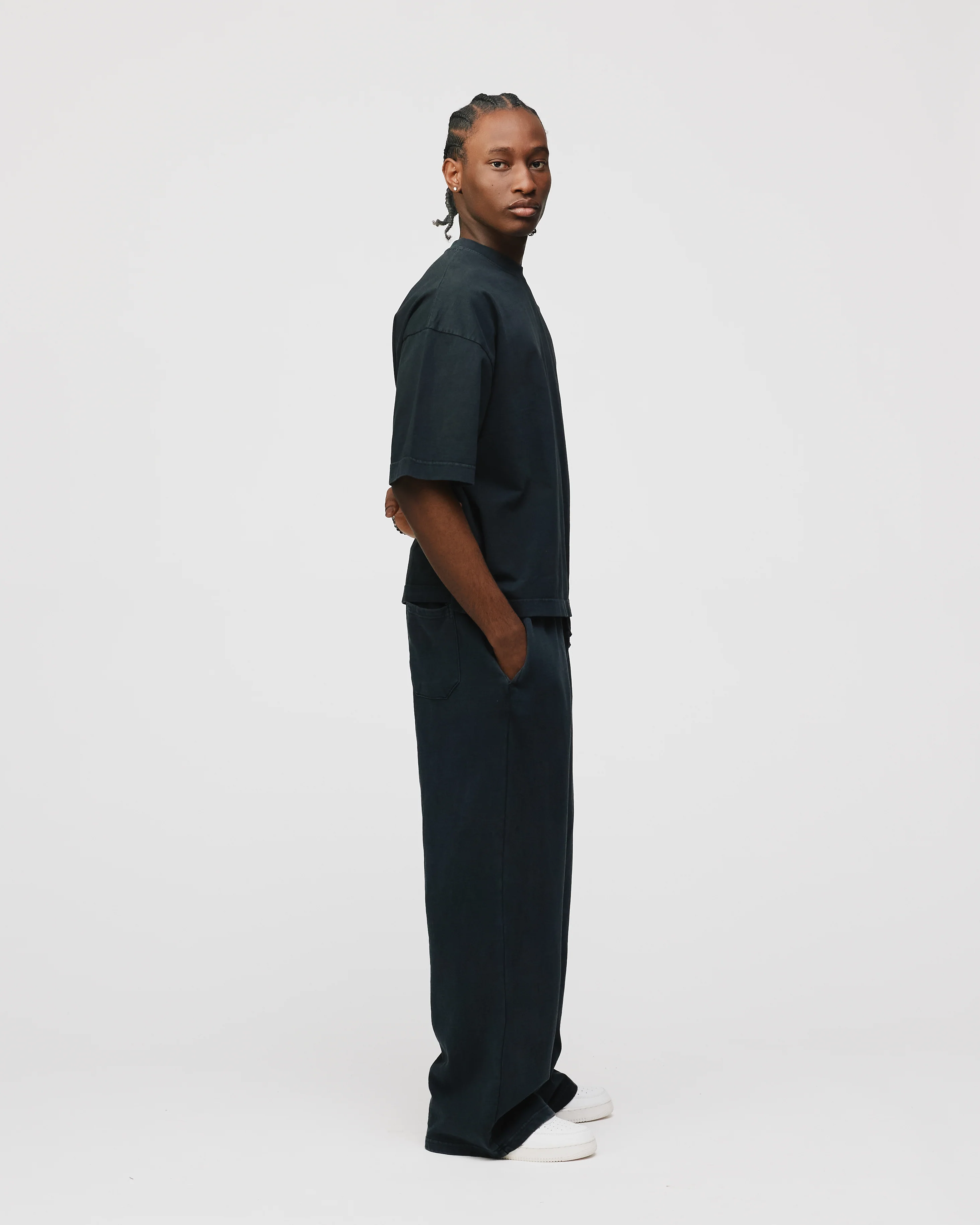 Cropped T-Shirt - Vintage Black