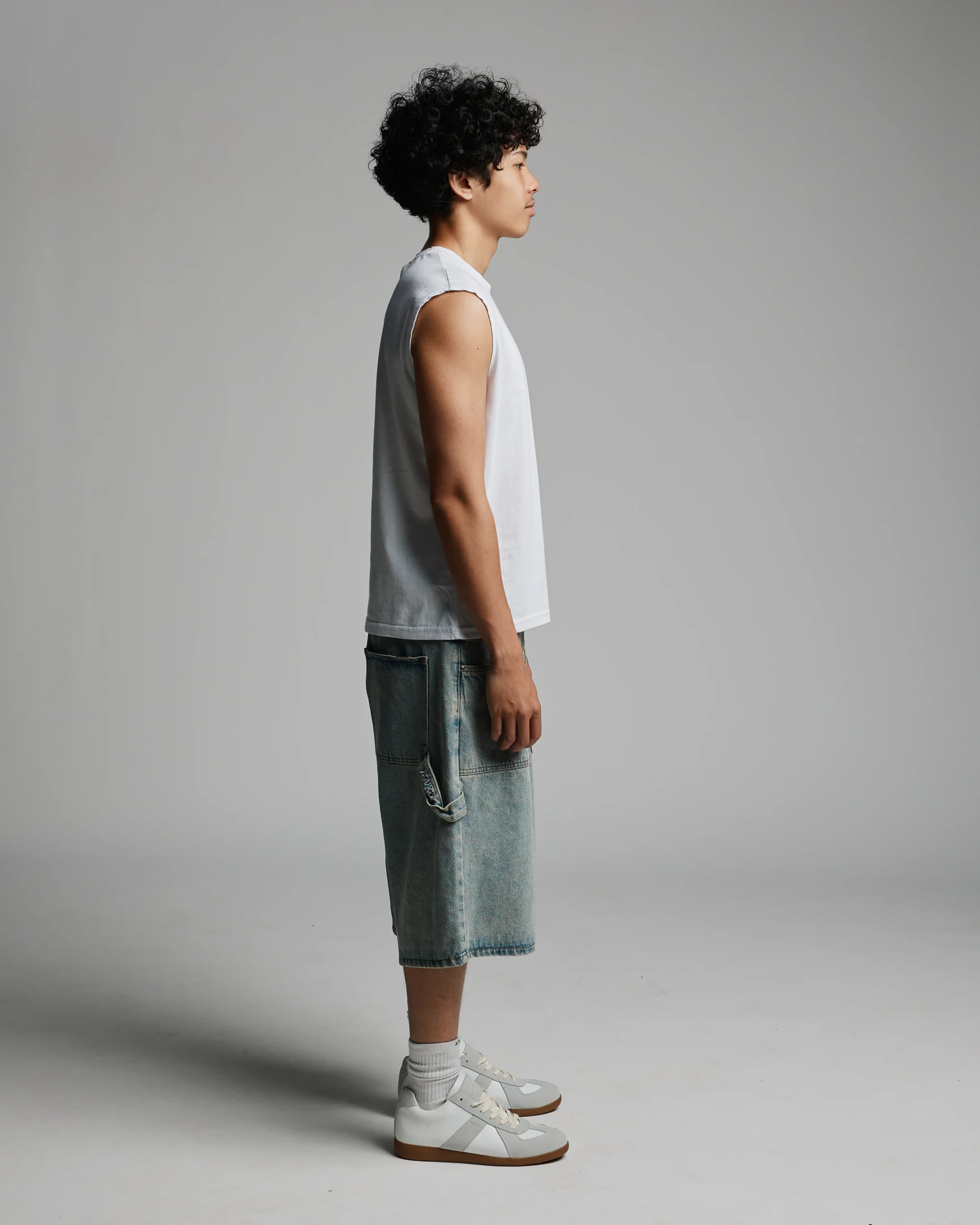 Cropped Tank Top - White