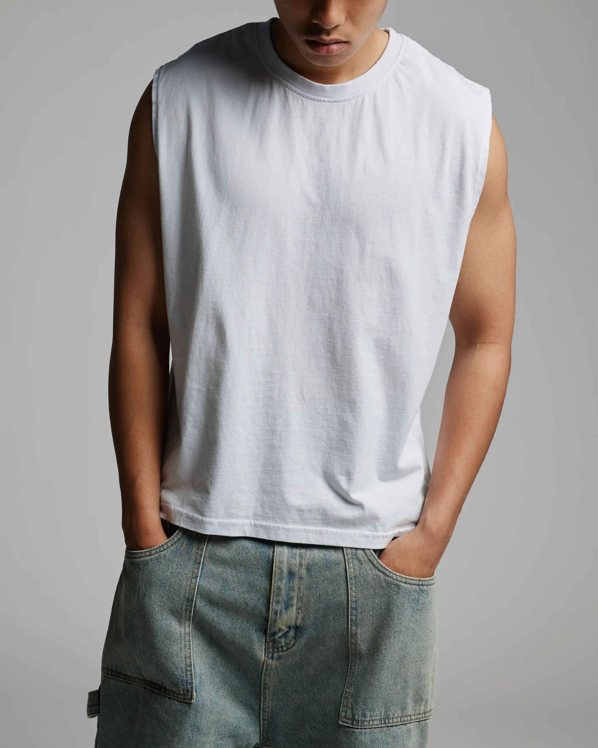 Cropped Tank Top - White