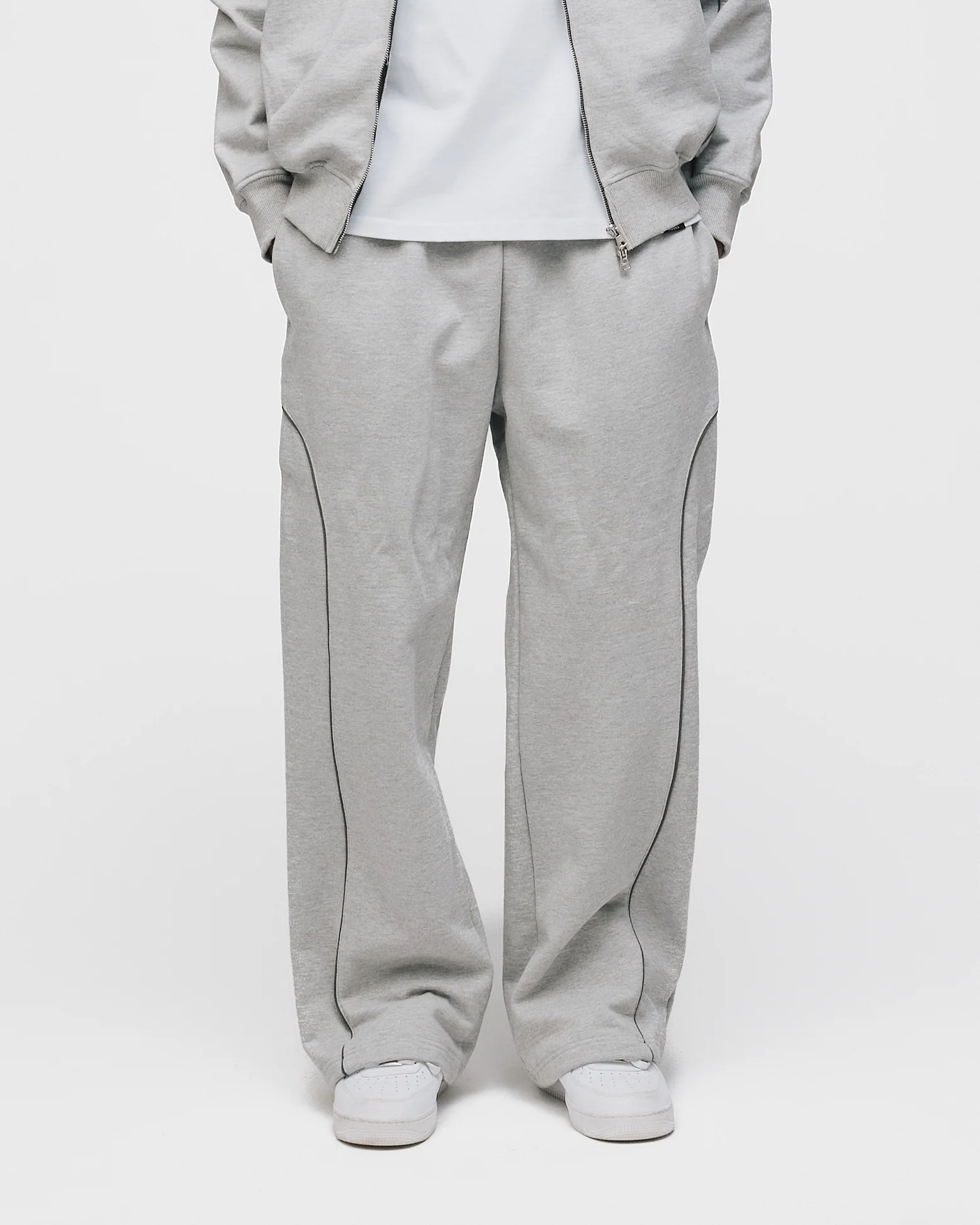 Arc Baggy Sweatpants - Grey