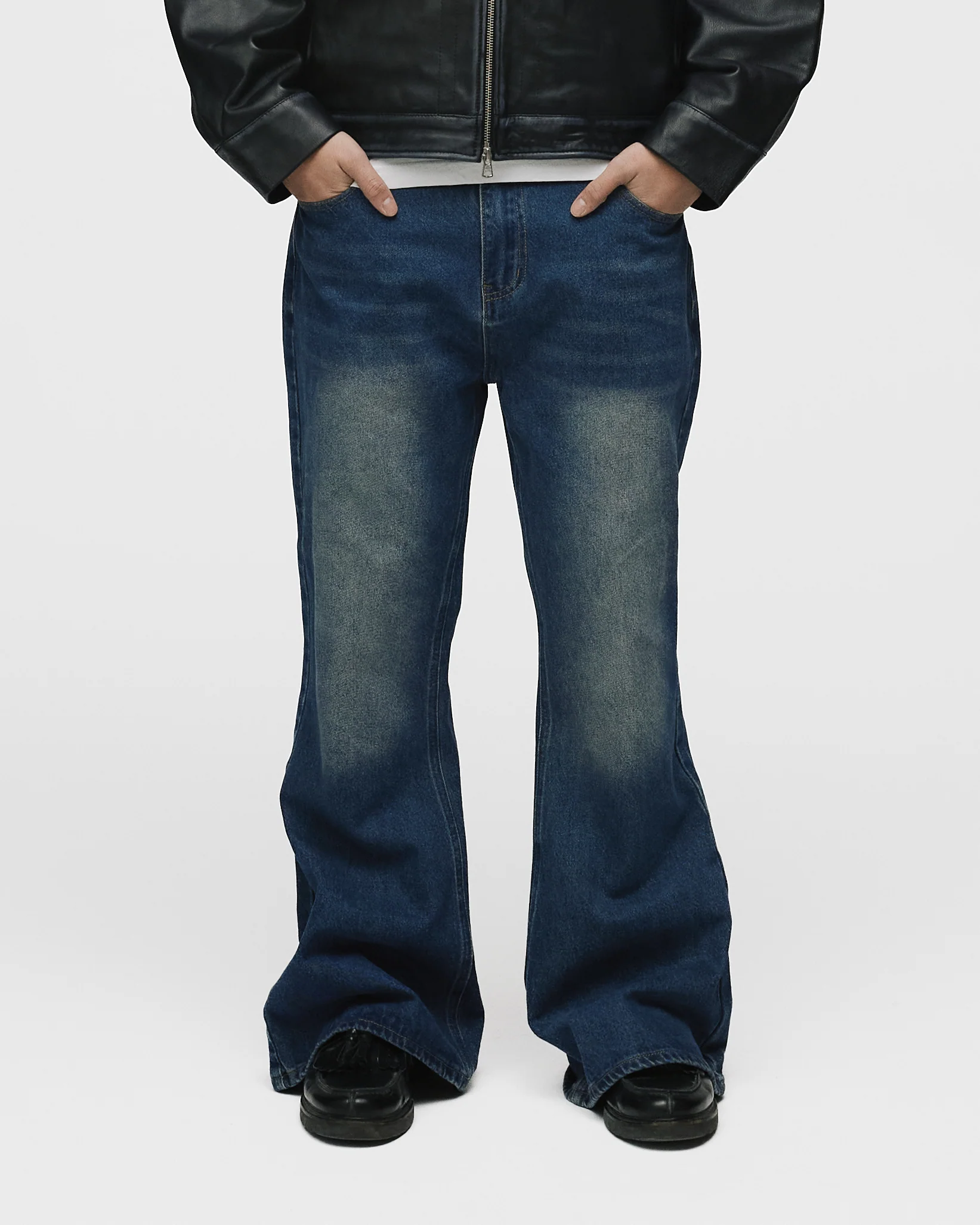Flare Denim Pants - Mid Blue