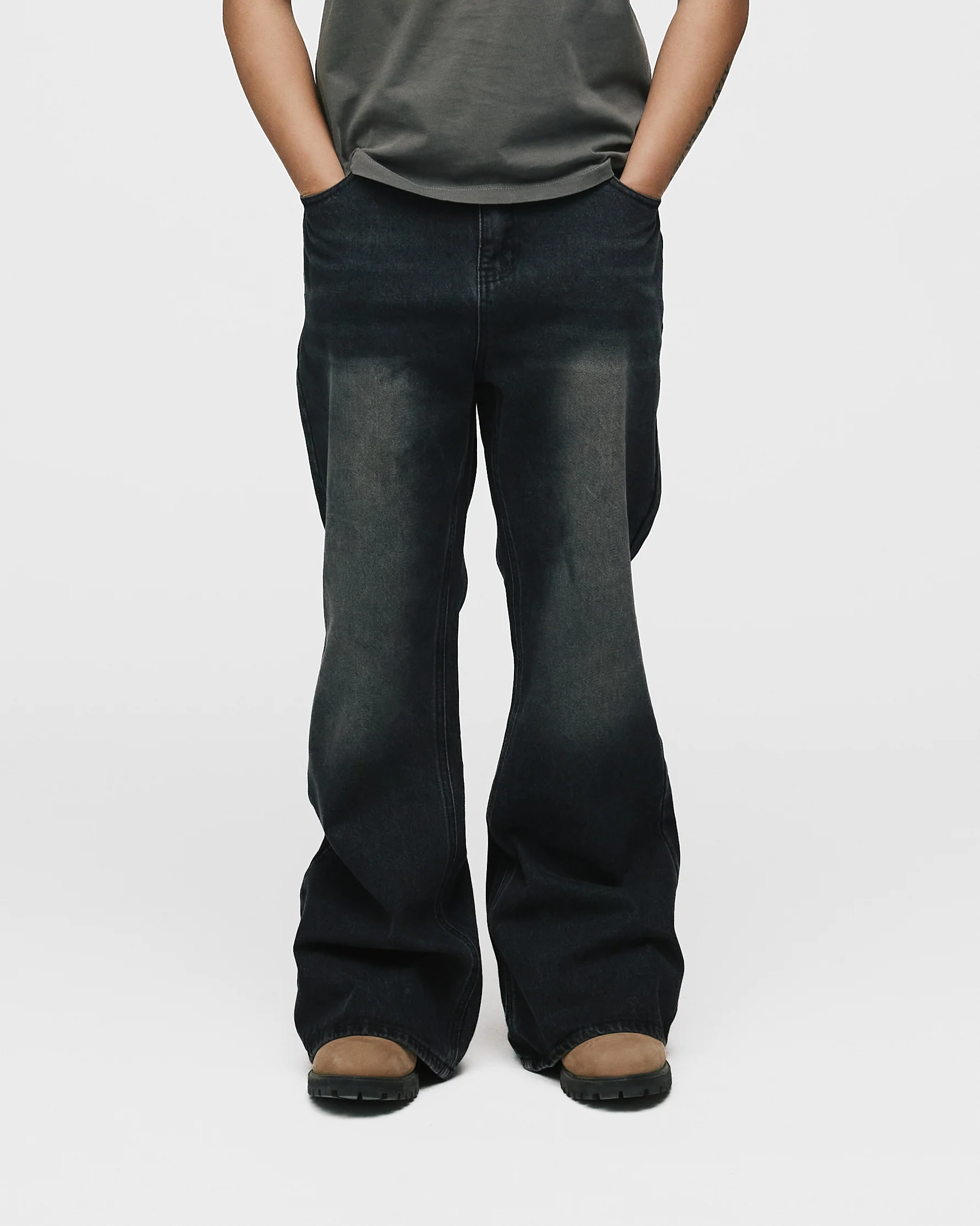 Flare Denim Pants - Washed Black