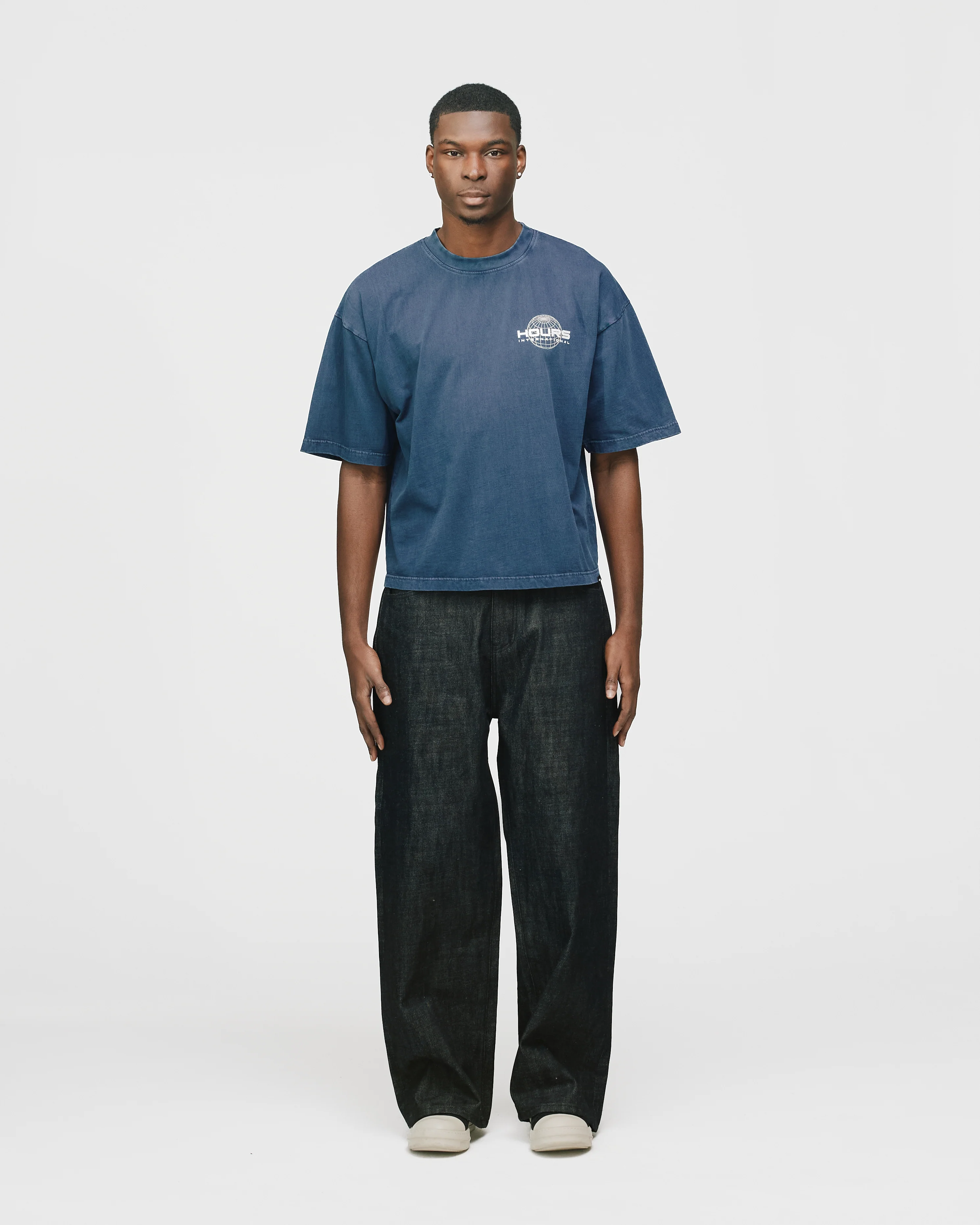 Hours International Cropped T-Shirt - Vintage Navy
