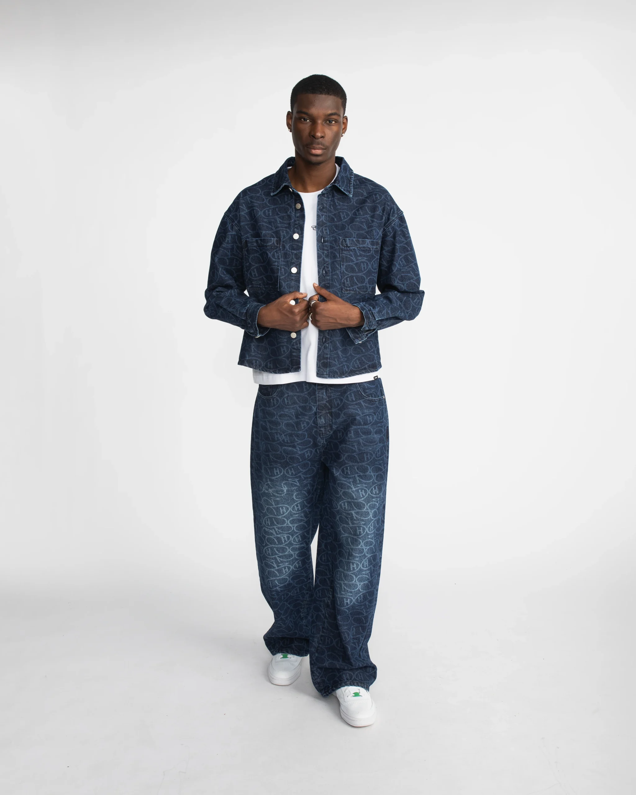 1720-hours-x-saint-denim-overshirt-blue-2.webp Hours x Saint Denim Overshirt - Blue