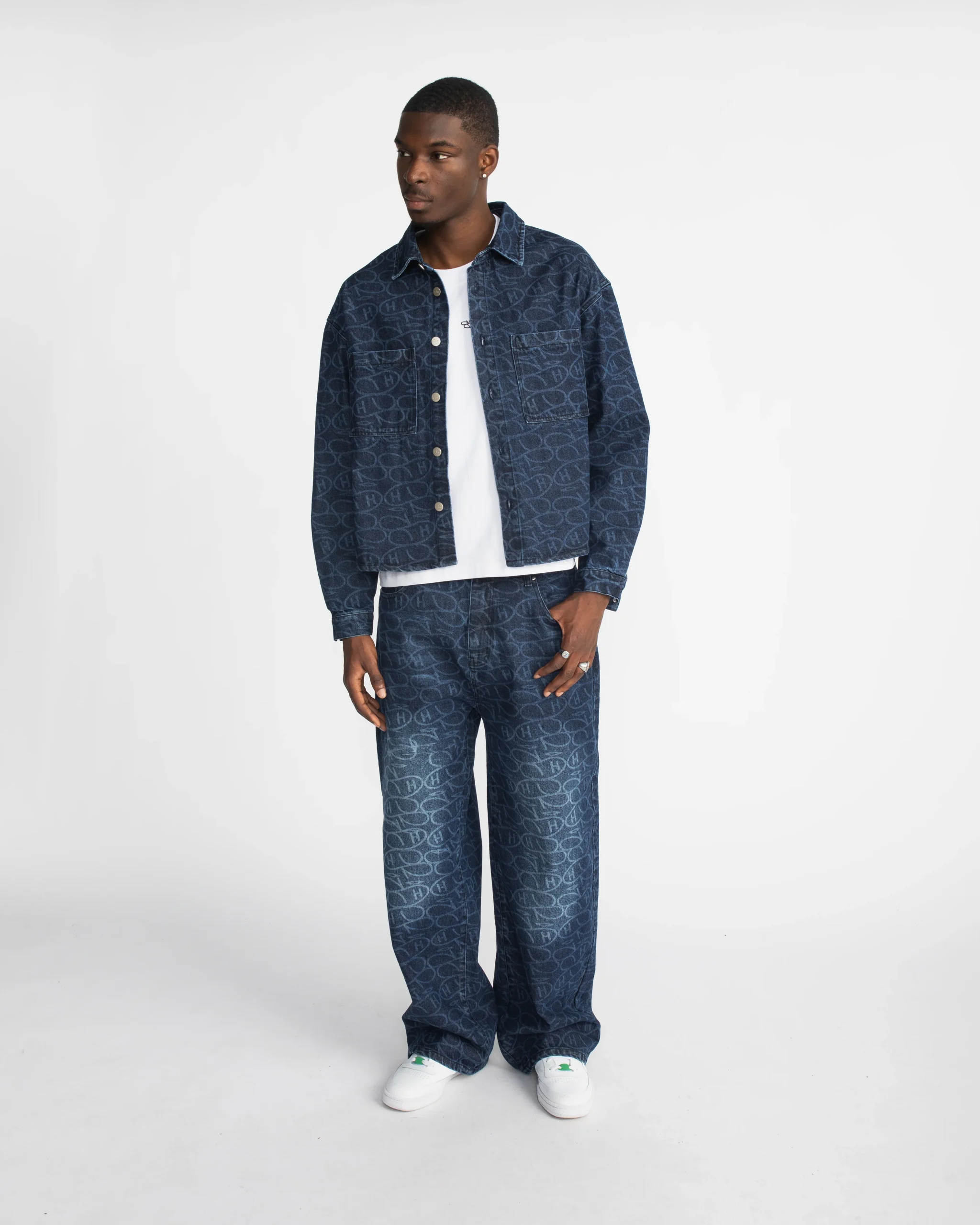 1720-hours-x-saint-denim-overshirt-blue-5.webp Hours x Saint Denim Overshirt - Blue