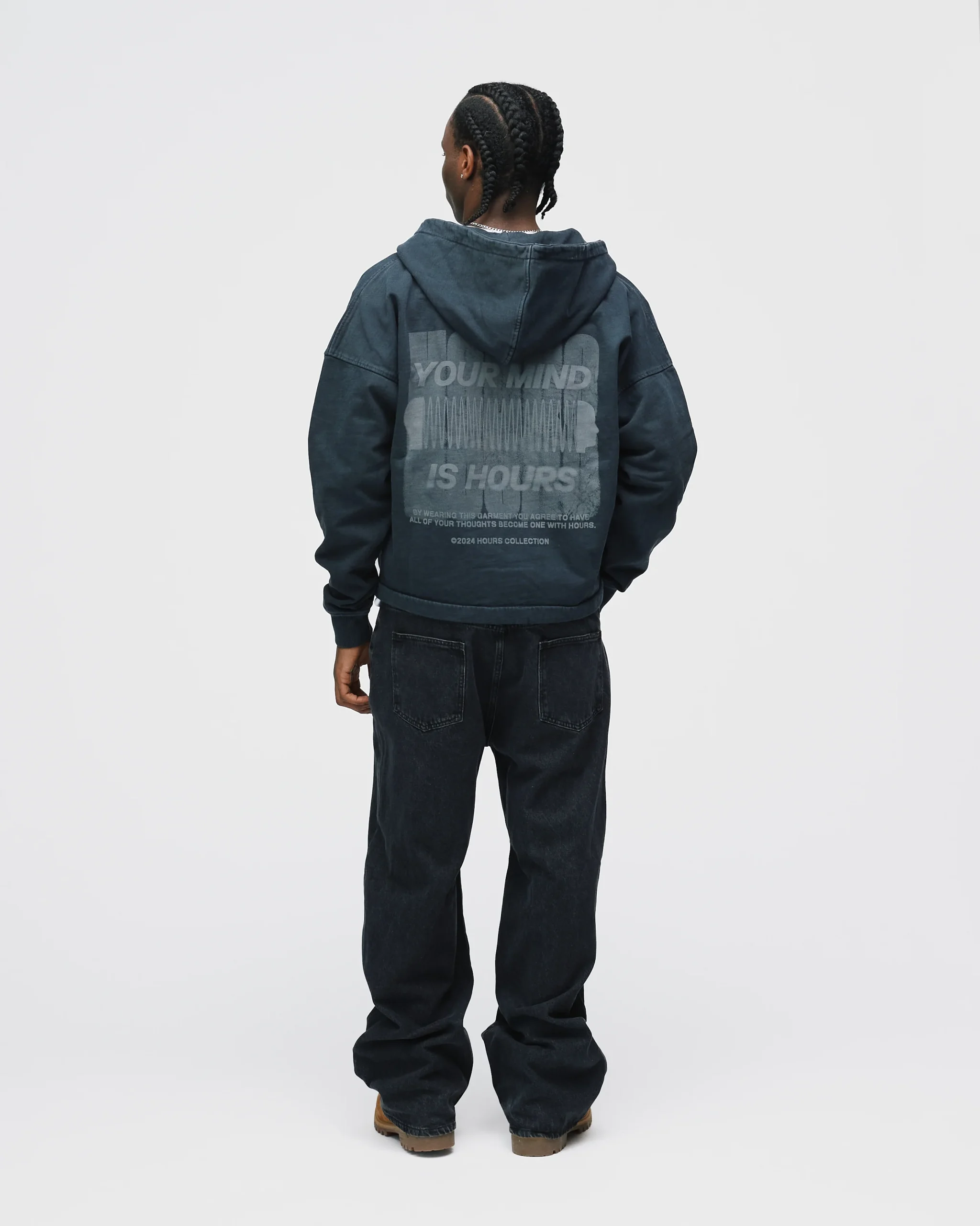 Mind Connection Cropped Zip Hoodie - Vintage Black