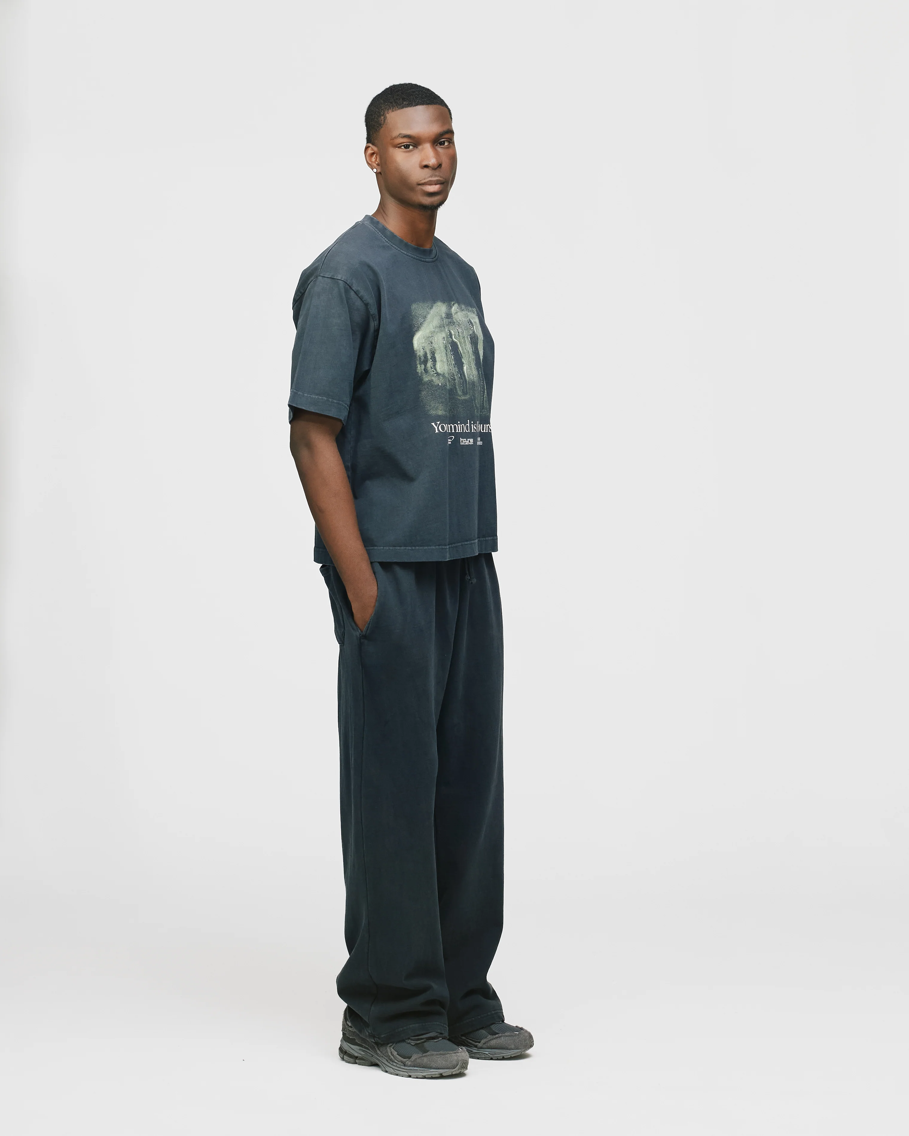 Mind is Hours Cropped T-Shirt - Vintage Black