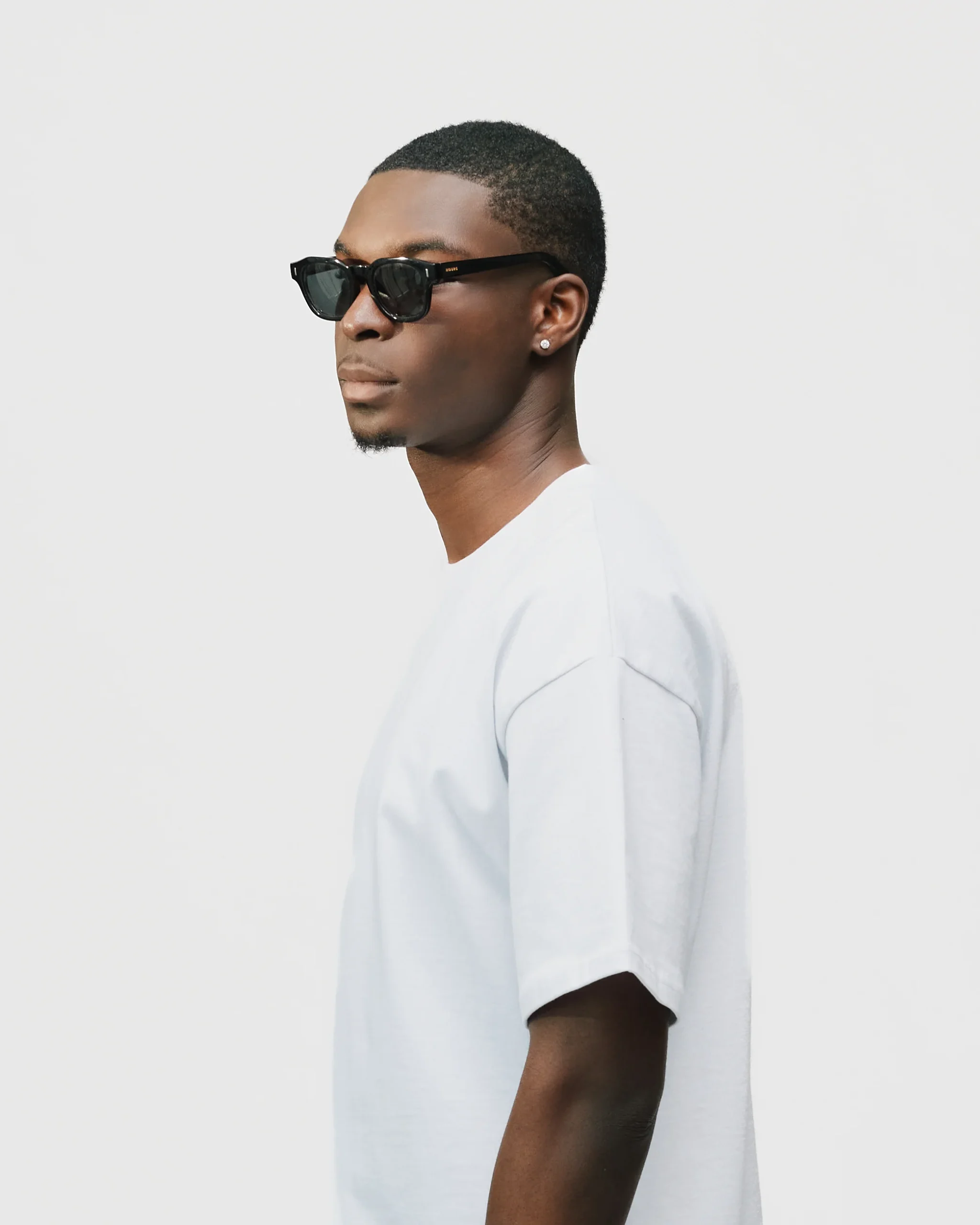 1801-mulberry-sunglasses-black-3.webp Mulberry Sunglasses - Black