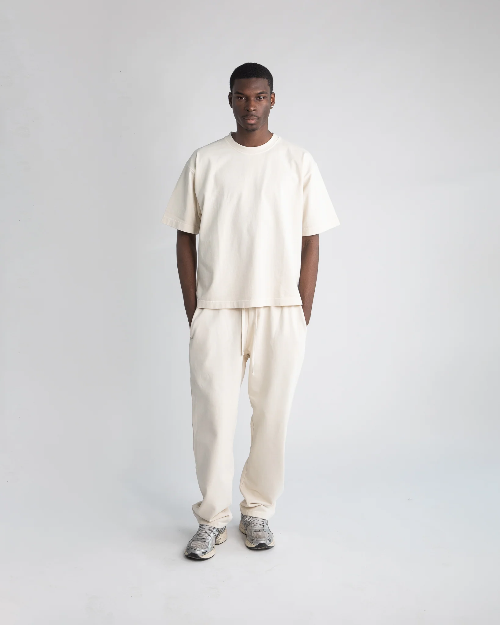 1875-dir-5dbc98dcc983-s-variation-2.webp Open Bottom Sweatpants - Vintage Bone