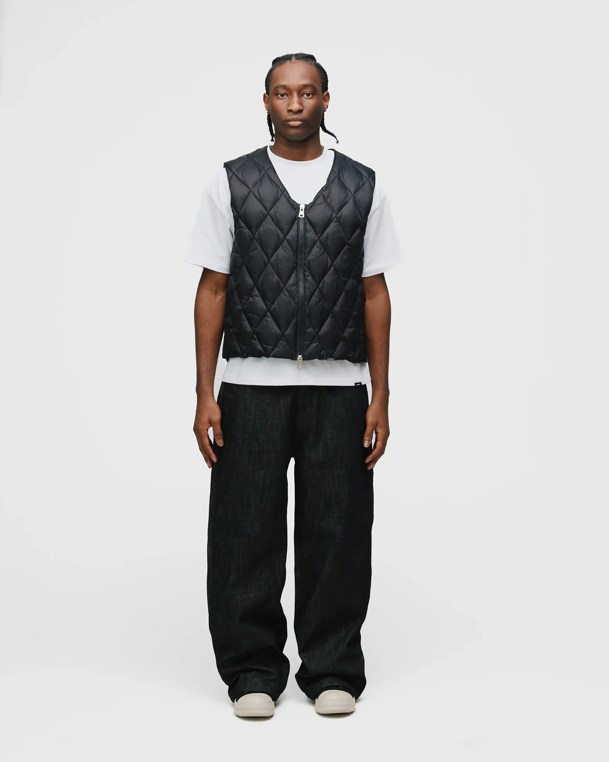 1914-dir-69691c7bdcc3-m-variation-2.webp Quilted Puffer Vest - Black