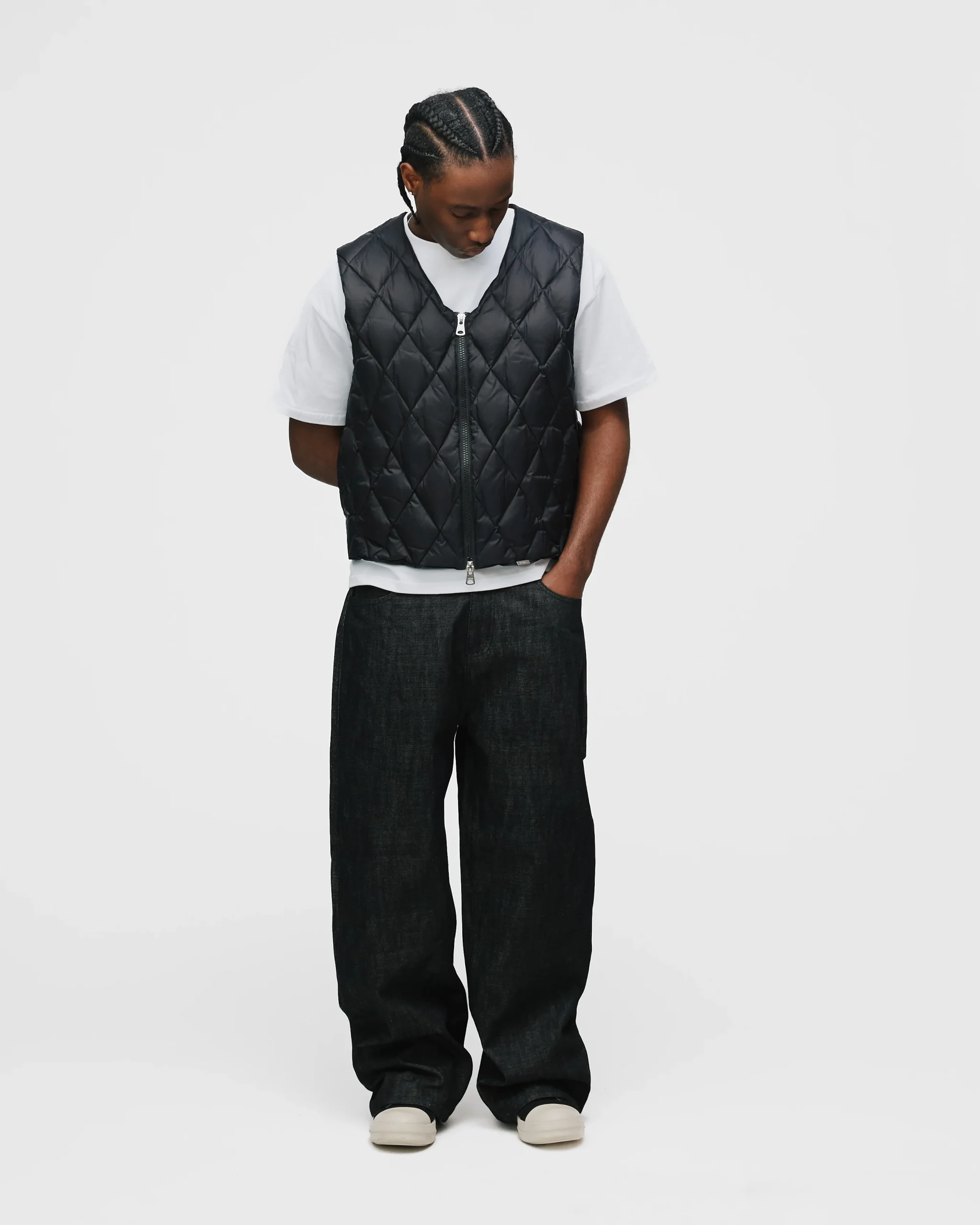 1914-dir-69691c7bdcc3-m-variation-4.webp Quilted Puffer Vest - Black