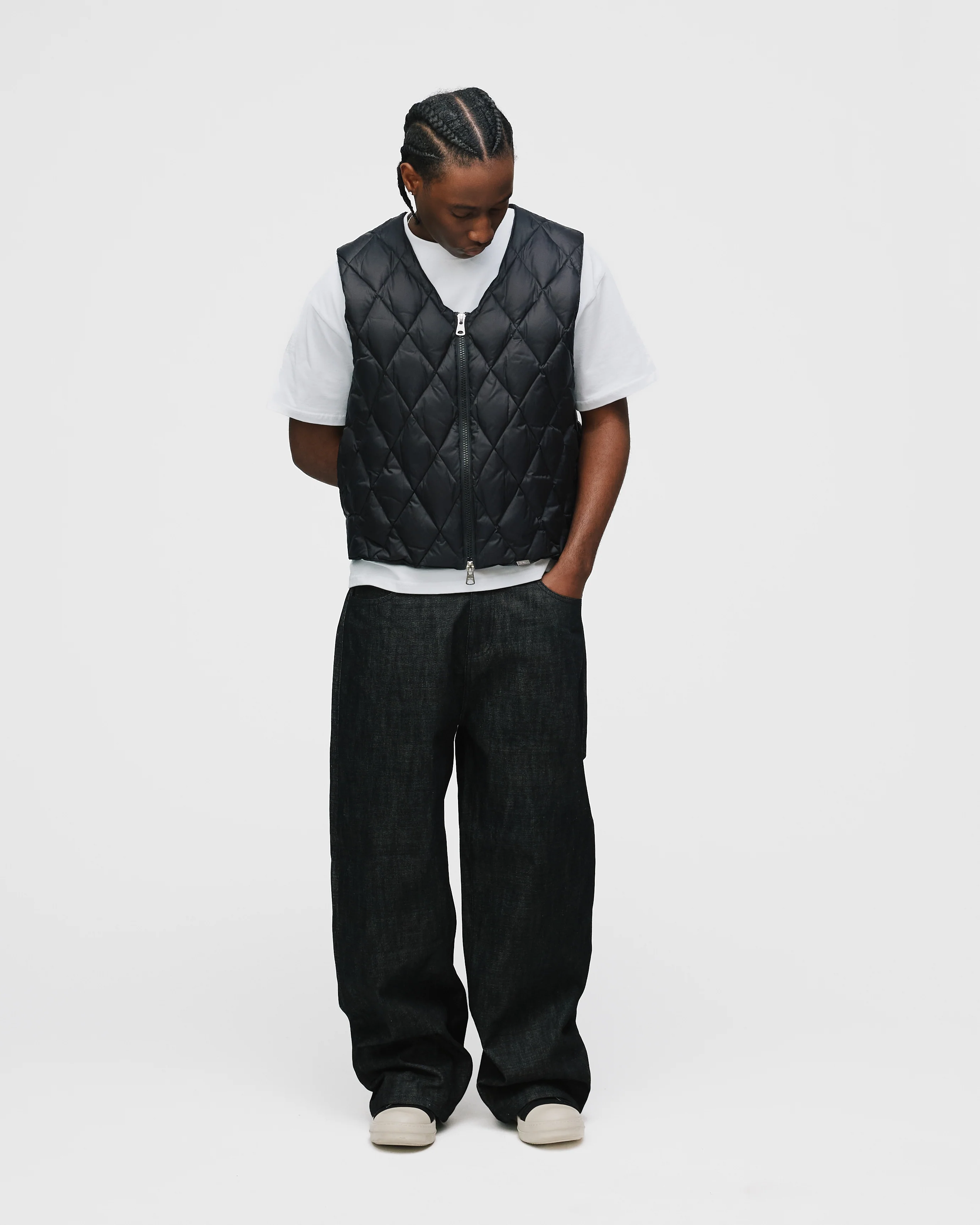 1914-dir-69691c7bdcc3-m-variation-4.webp Quilted Puffer Vest - Black