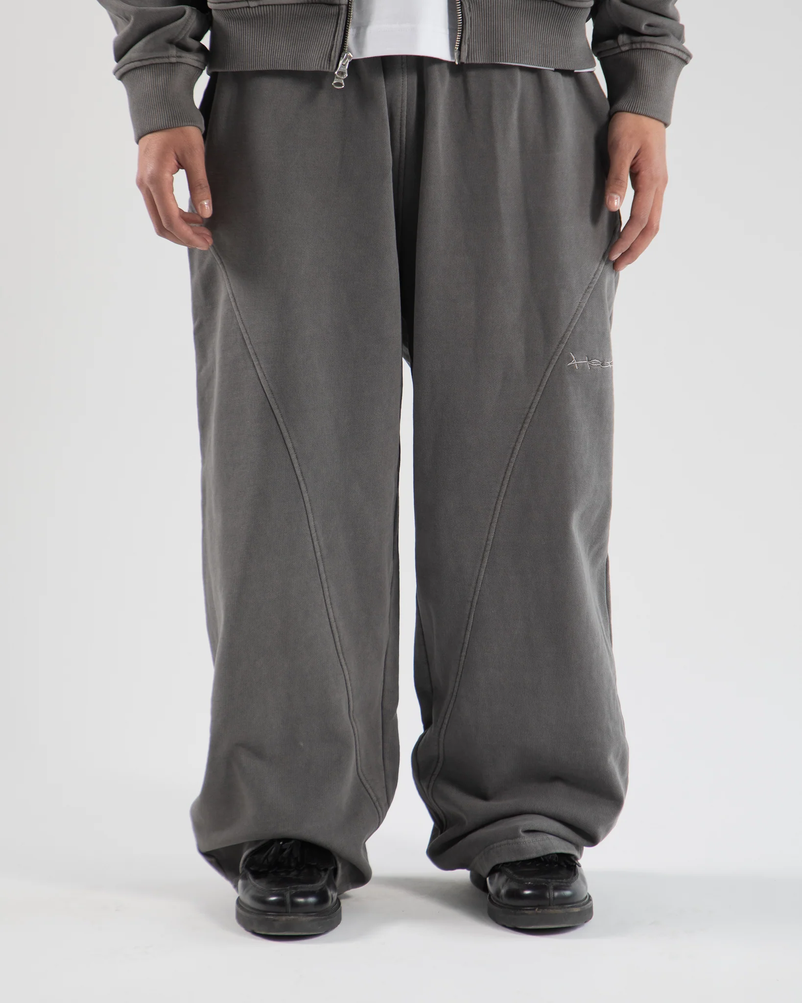 Signature Baggy Sweatpants - Vintage Grey