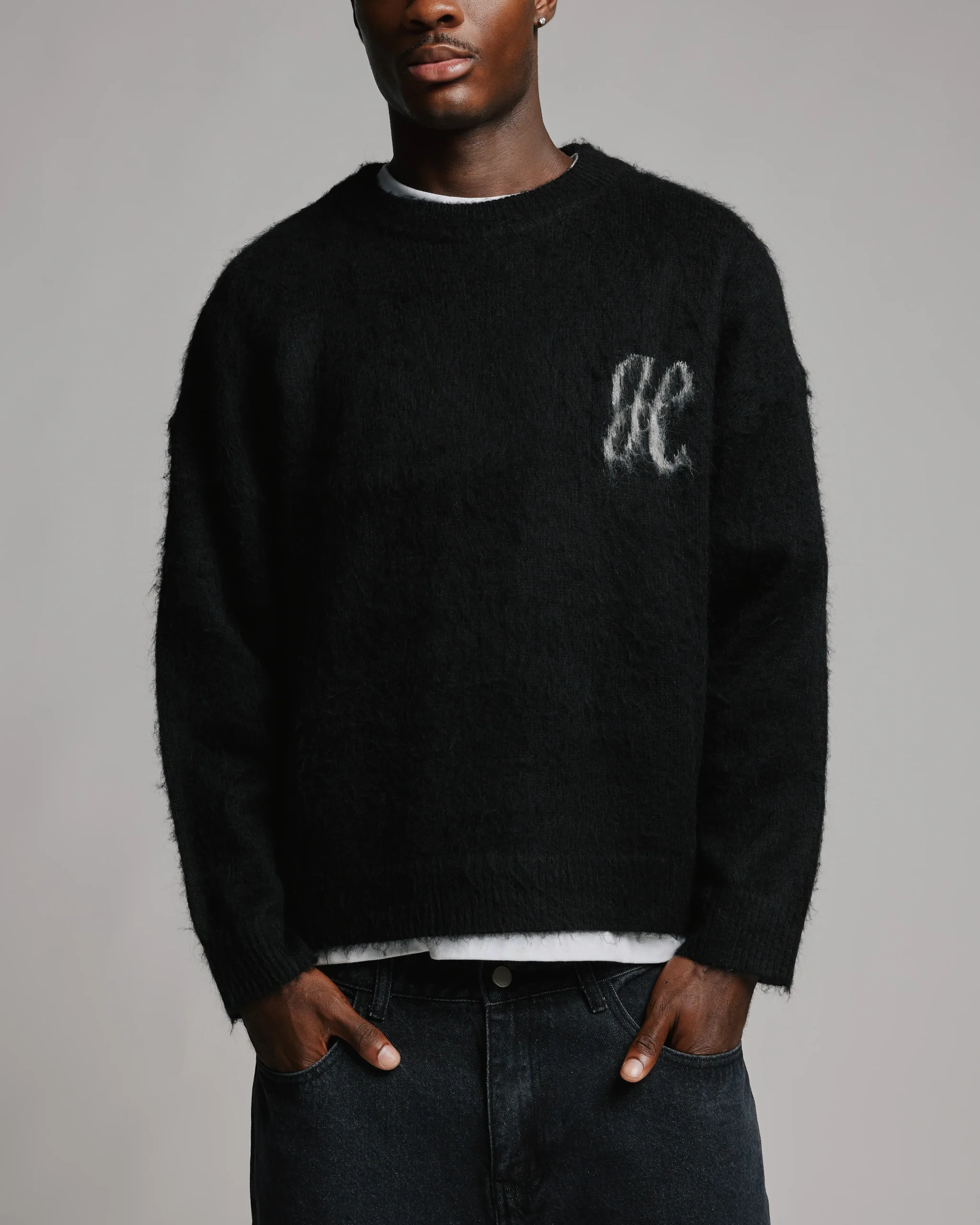 1977-signature-mohair-sweater-black-7.webp Signature Mohair Sweater - Black