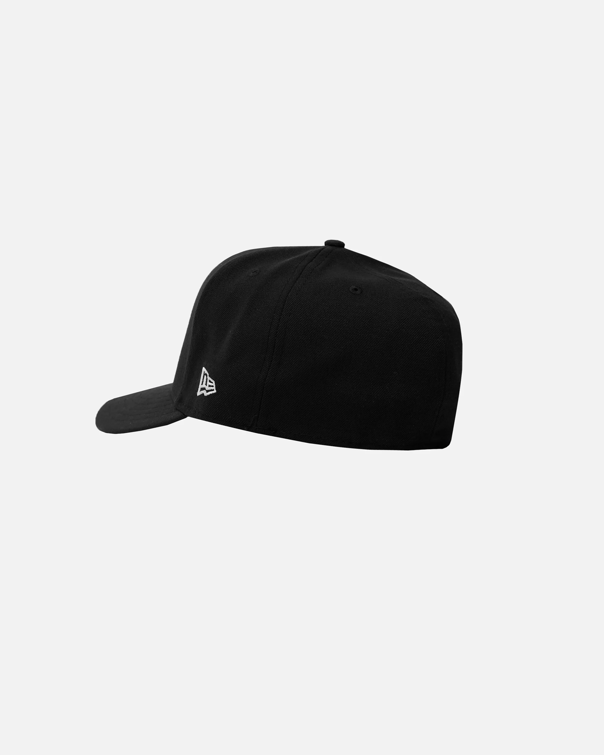 Signature New Era Fitted - Black