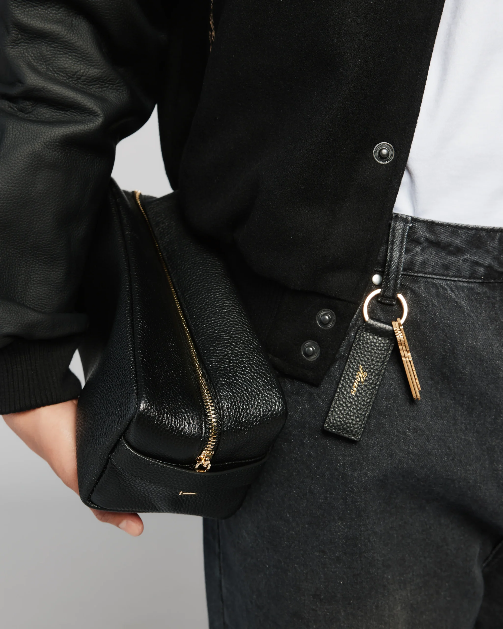 Signature Travel Bag - Black