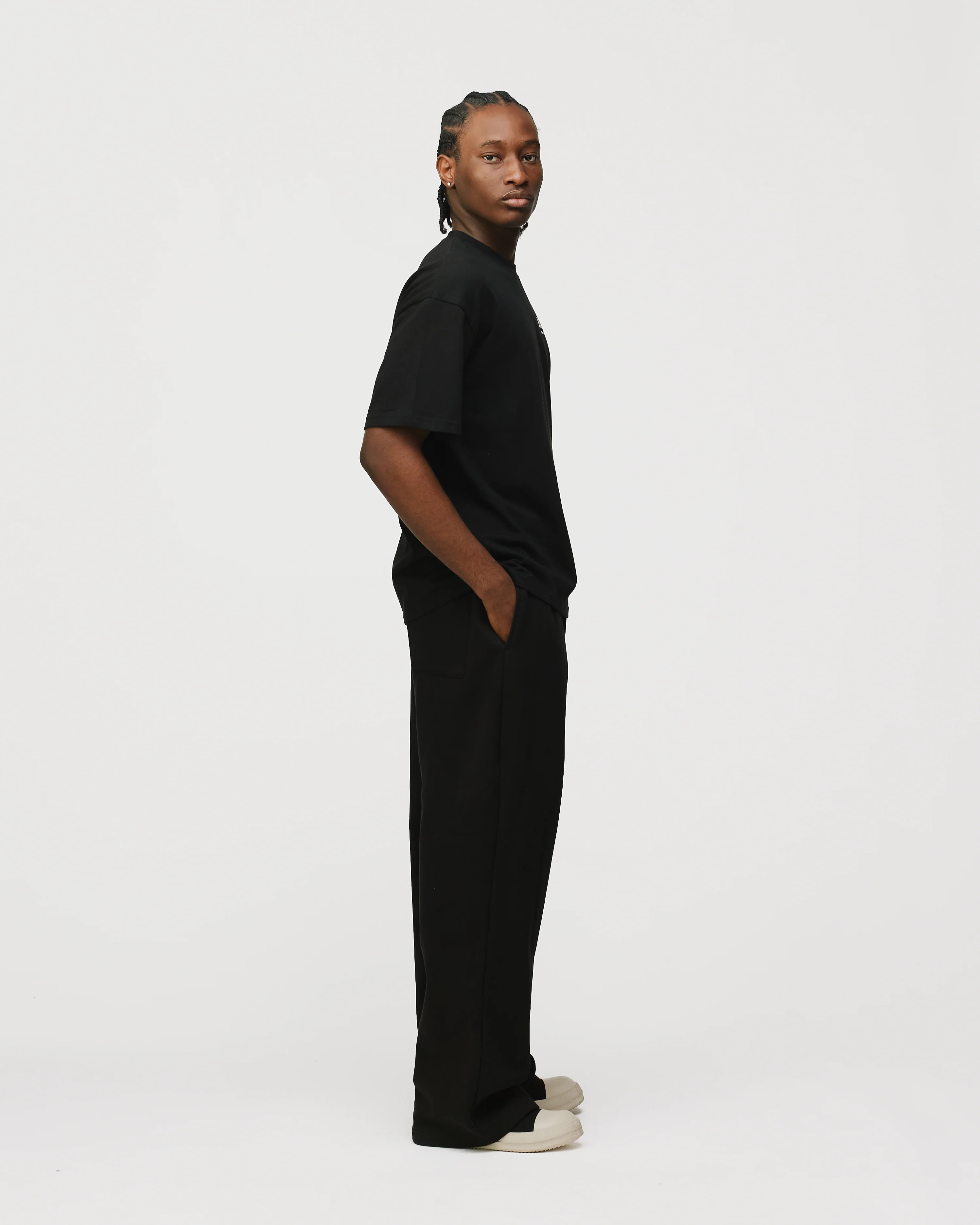 The World is Yours T-Shirt - Black