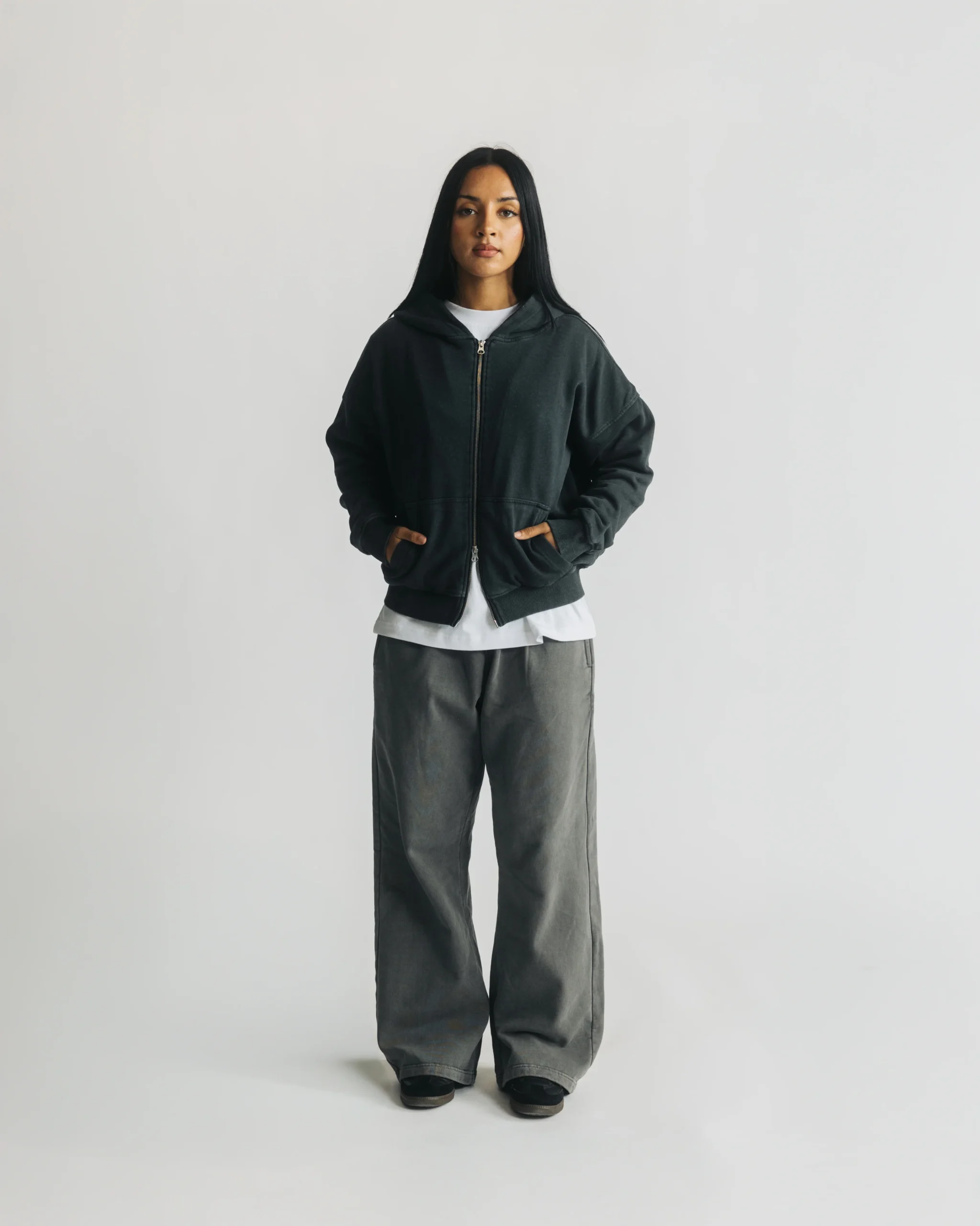 2091-thermal-lined-zip-hoodie-vintage-black-4.webp Thermal Lined Zip Hoodie - Vintage Black