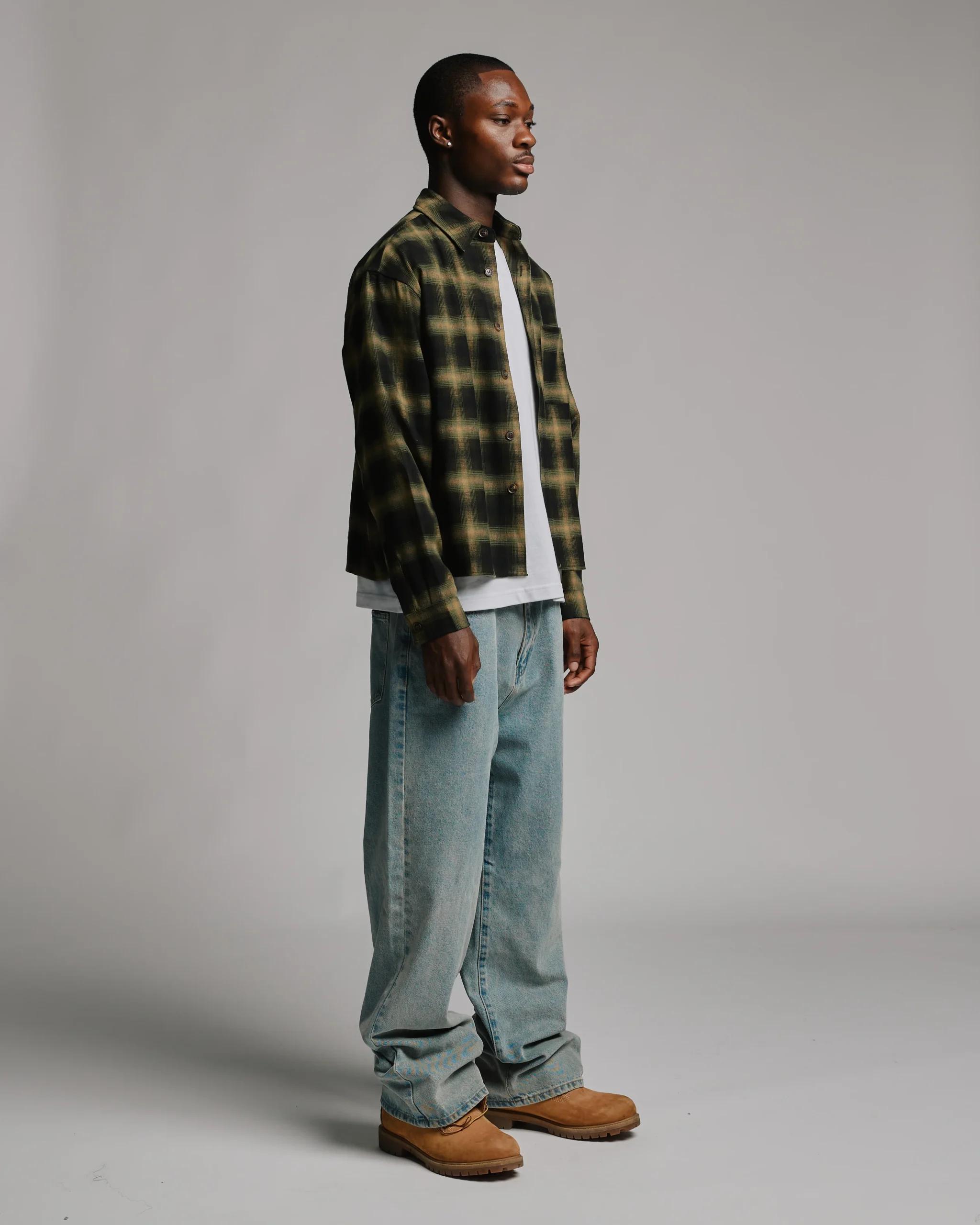 212-cropped-flannel-green-3.webp Cropped Flannel - Green