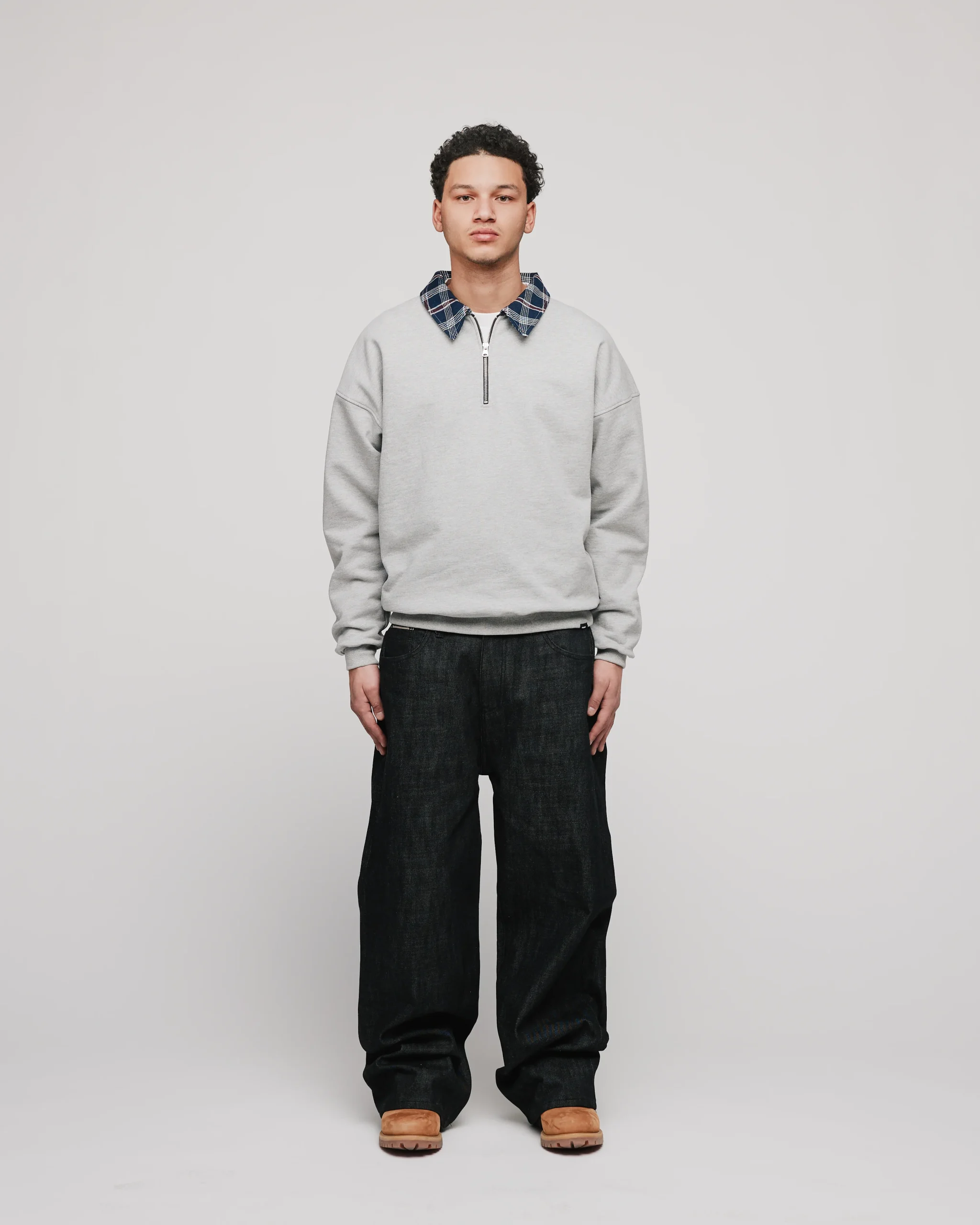 300-flannel-1-4-zip-grey-2.webp Flannel 1/4 Zip - Grey