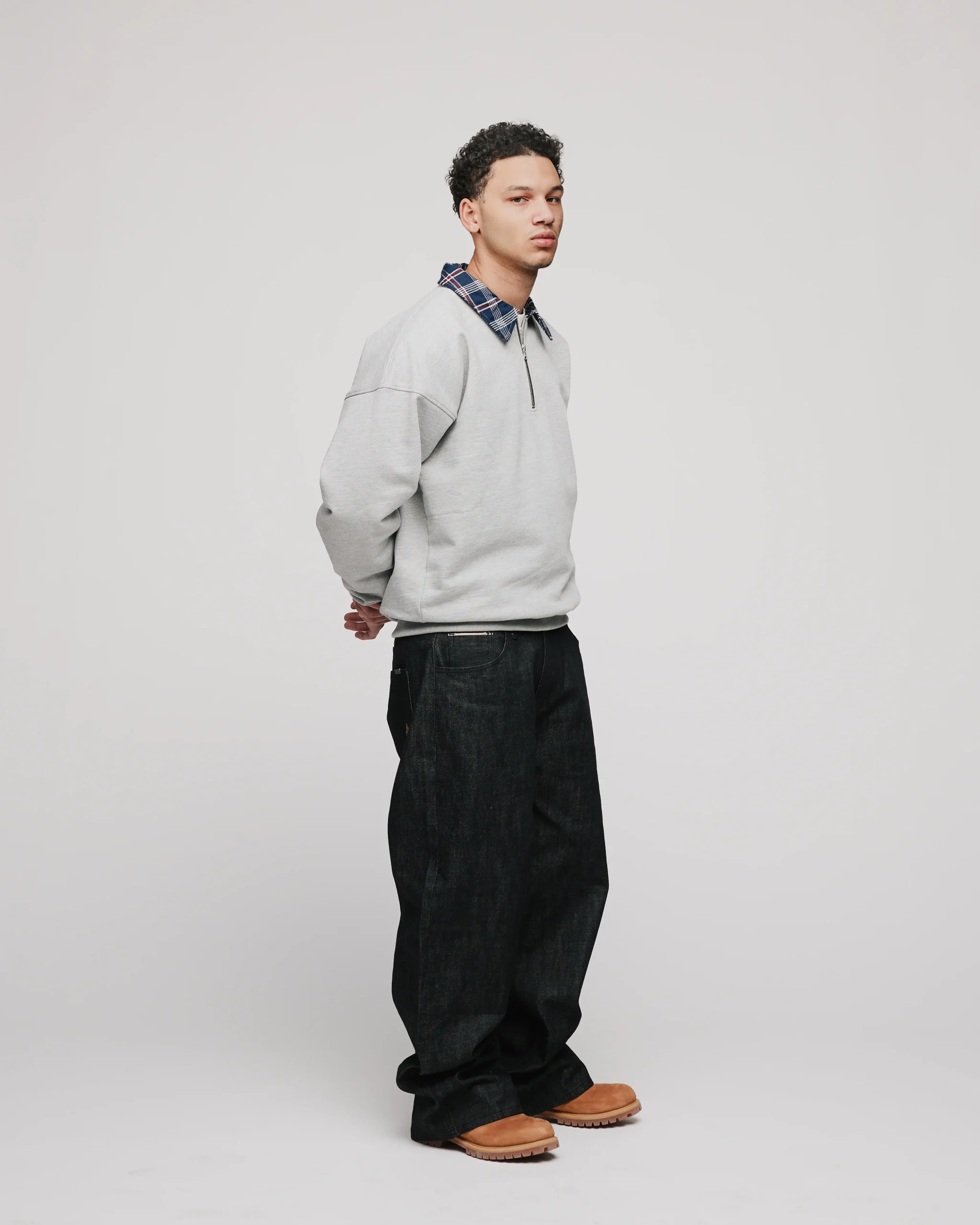 300-flannel-1-4-zip-grey-3.webp Flannel 1/4 Zip - Grey