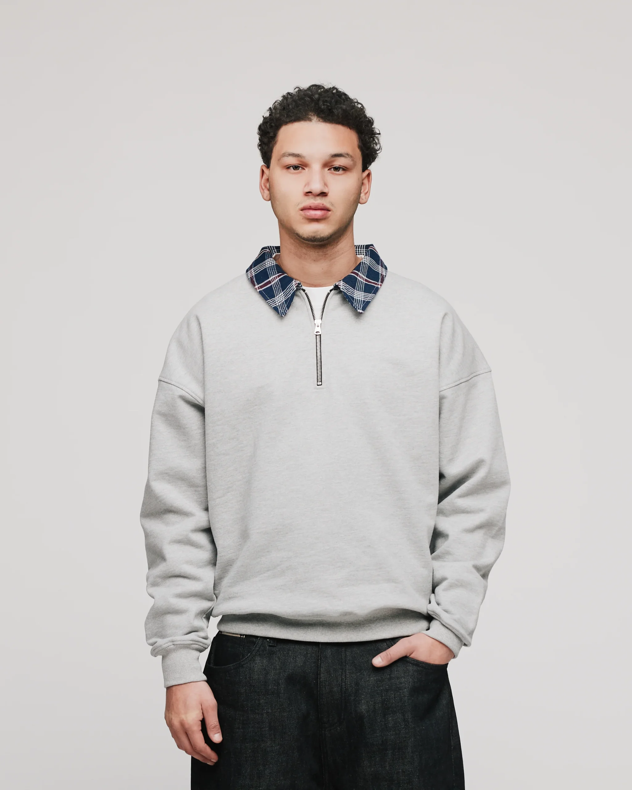 300-flannel-1-4-zip-grey-4.webp Flannel 1/4 Zip - Grey