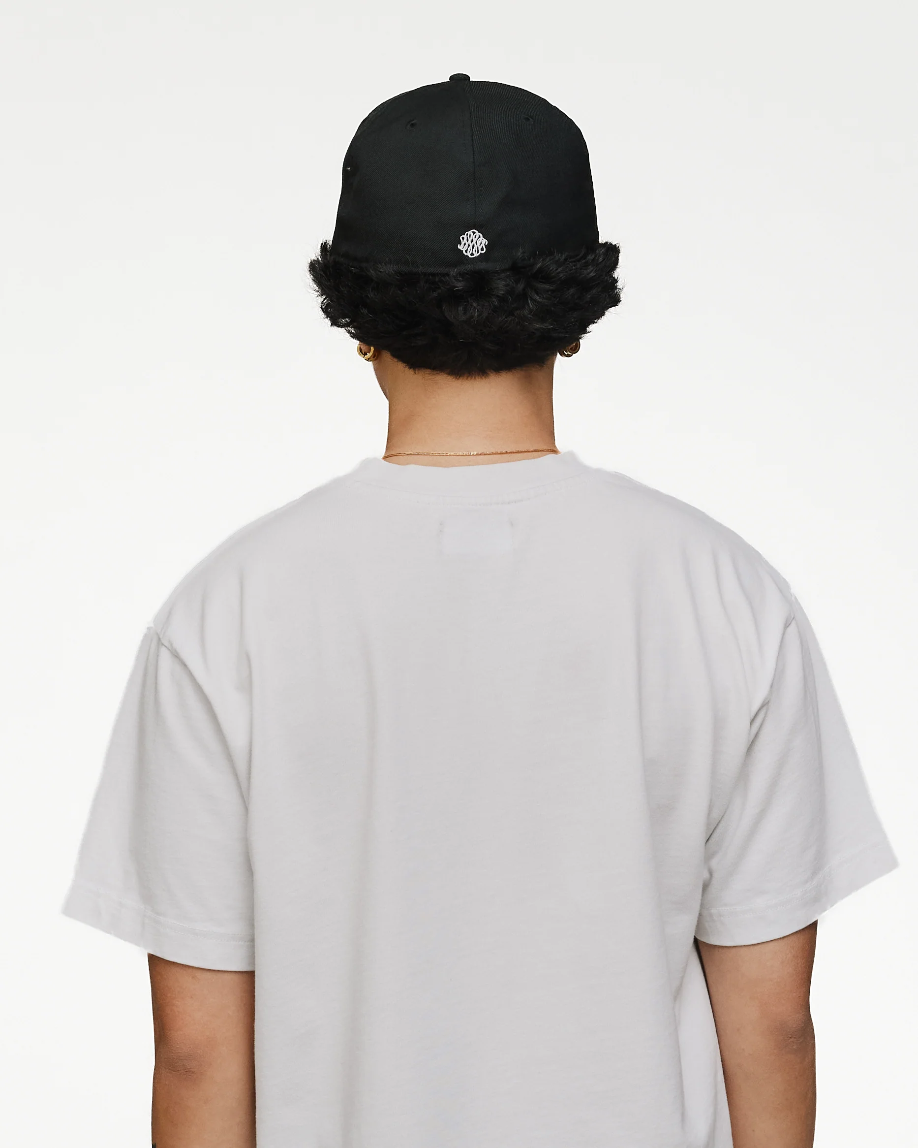 Signature New Era Fitted - Black V2