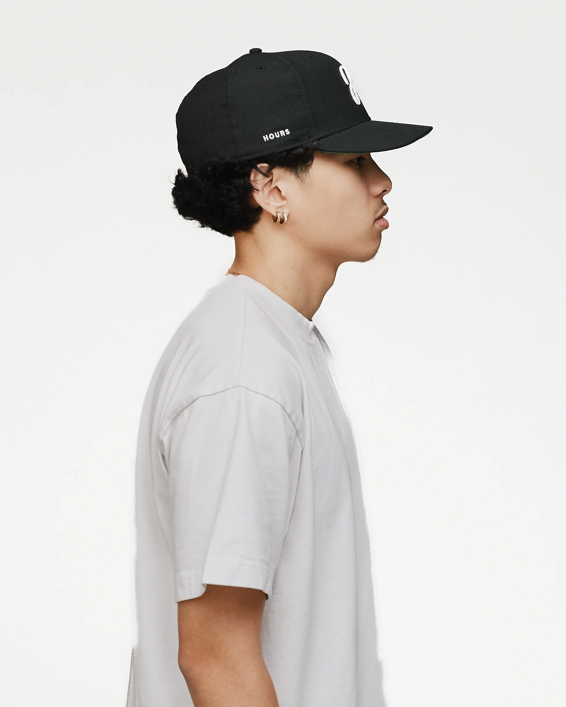 Signature New Era Fitted - Black V2