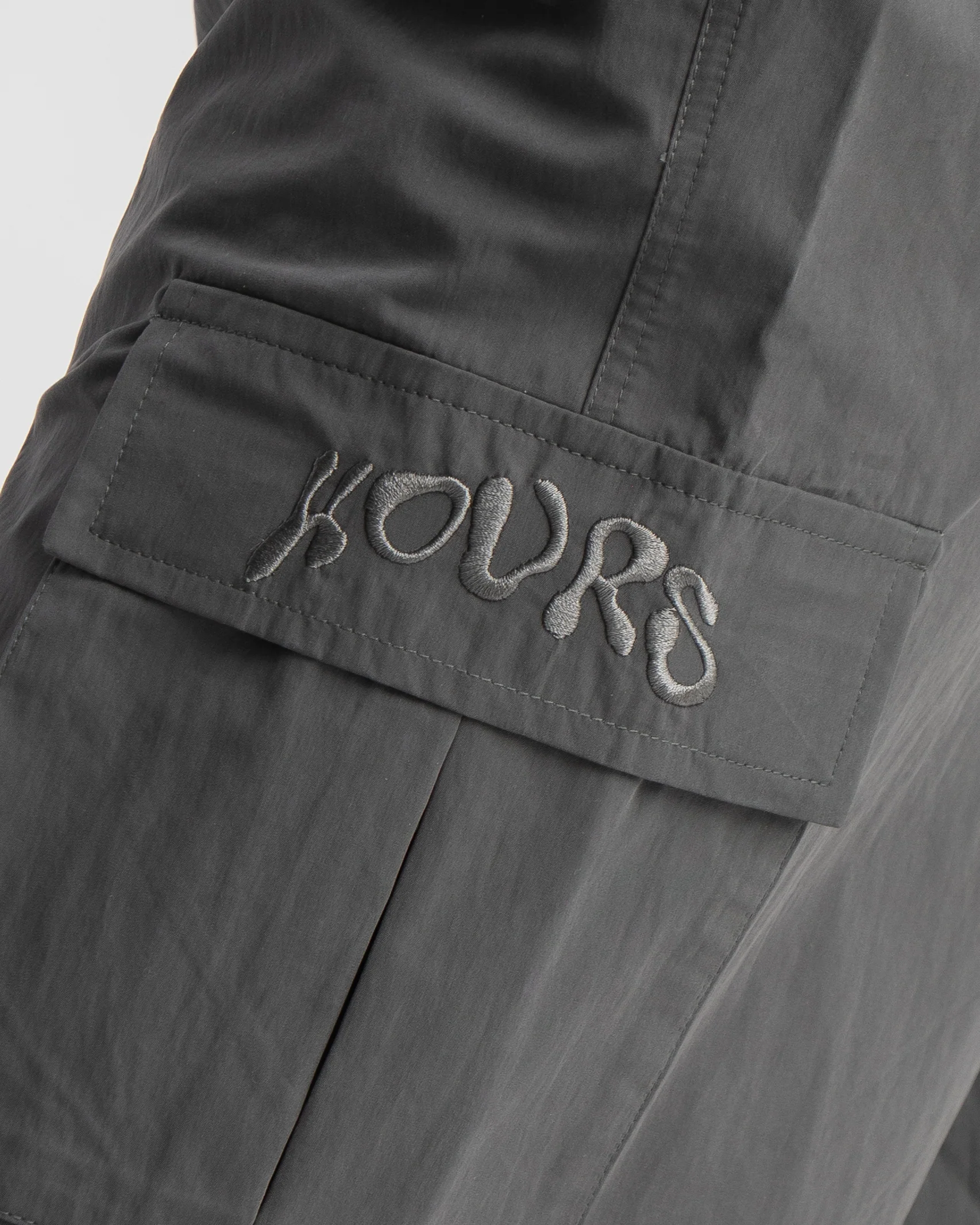 527-baggy-nylon-shorts-charcoal-4.webp Baggy Nylon Shorts - Charcoal