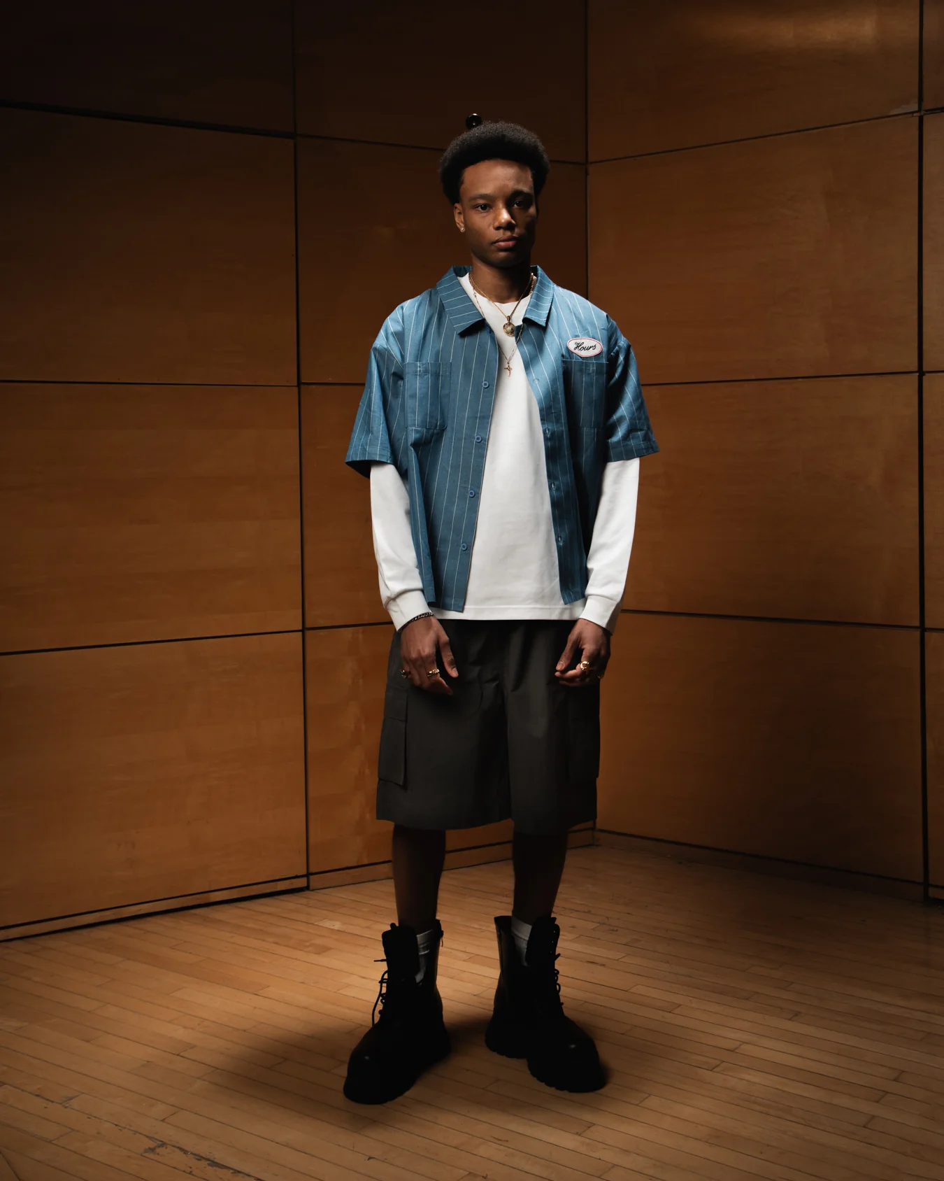 527-baggy-nylon-shorts-charcoal-5.webp Baggy Nylon Shorts - Charcoal