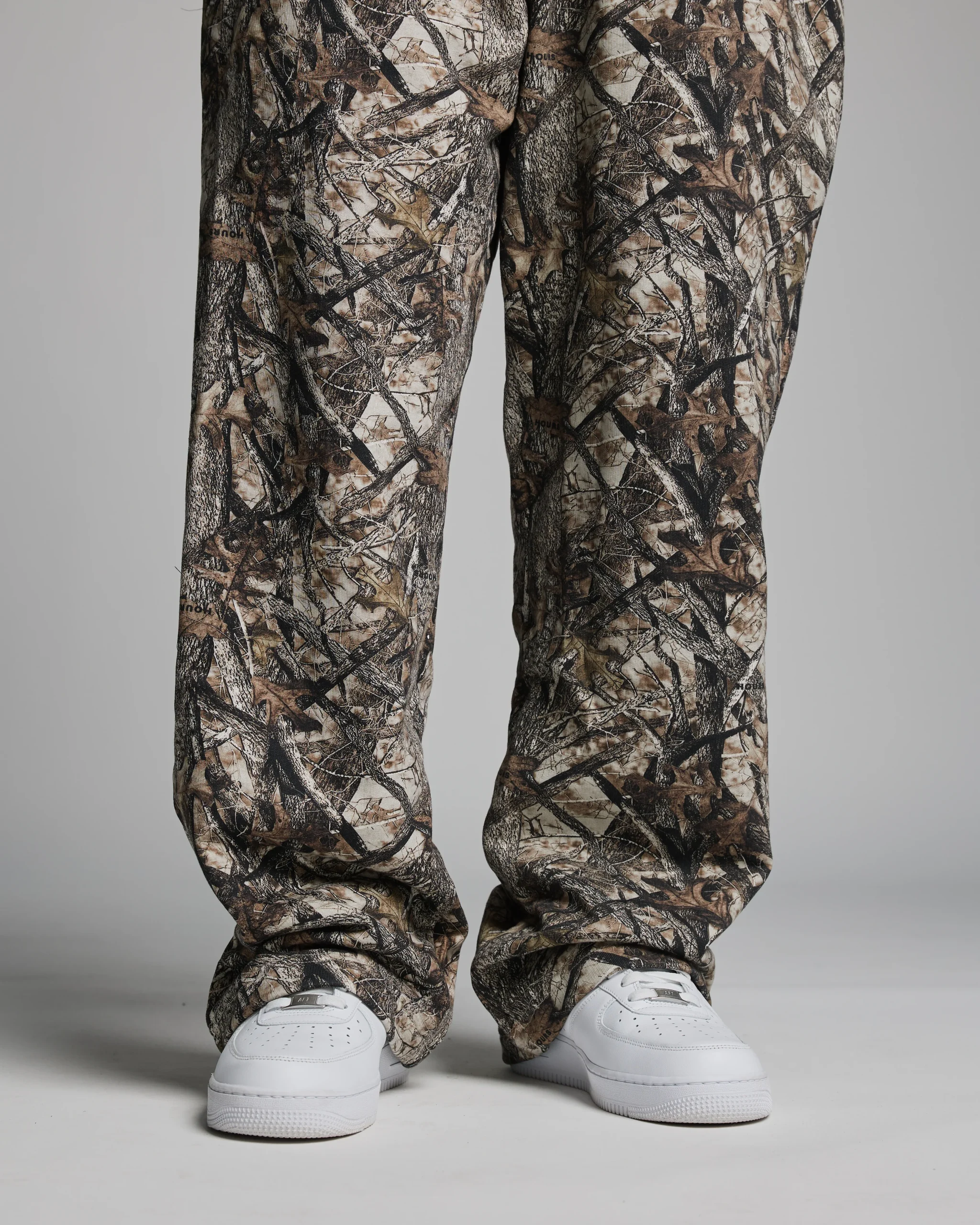 Baggy Sweatpants - Camo