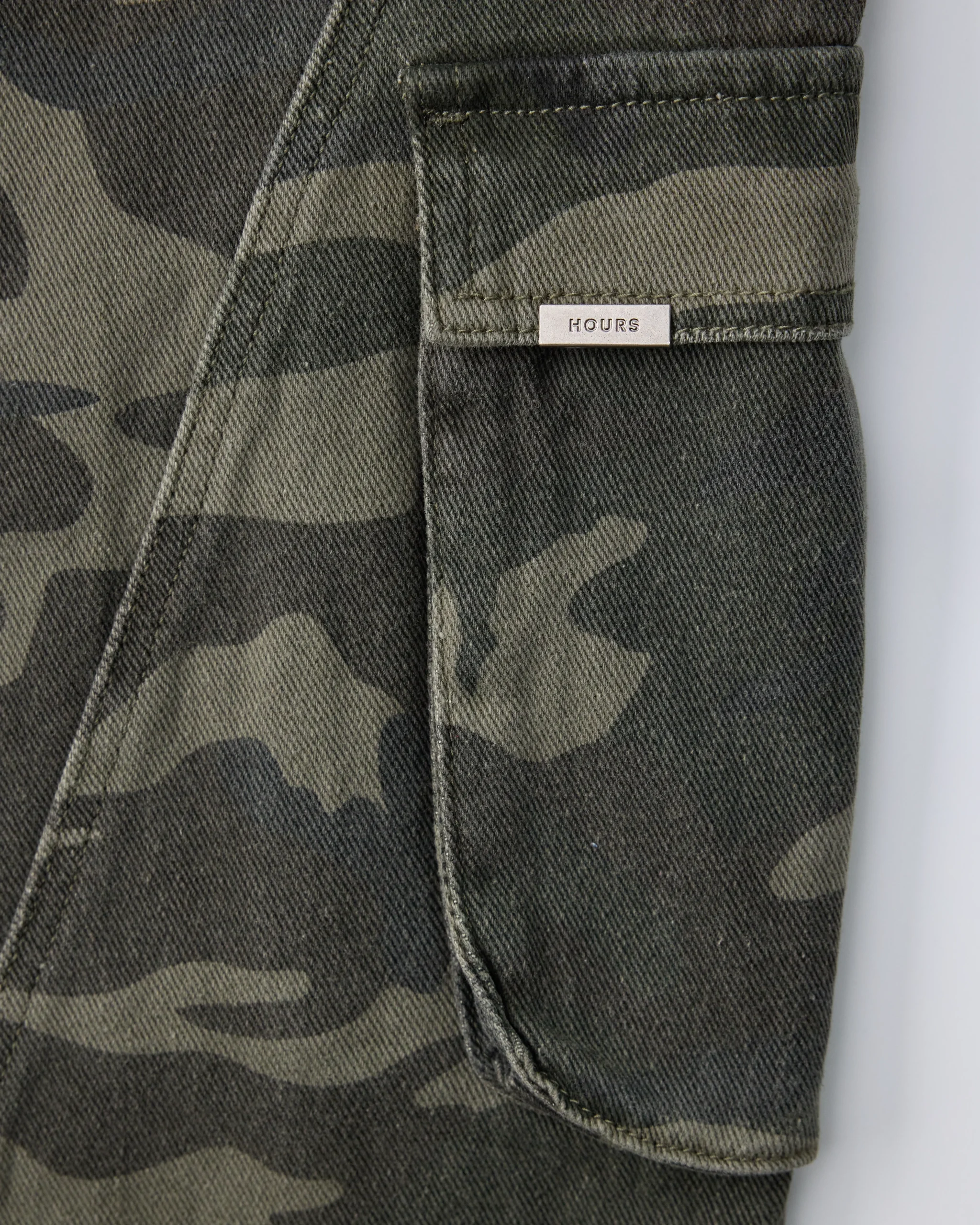Baggy Cargo Pants - Camo
