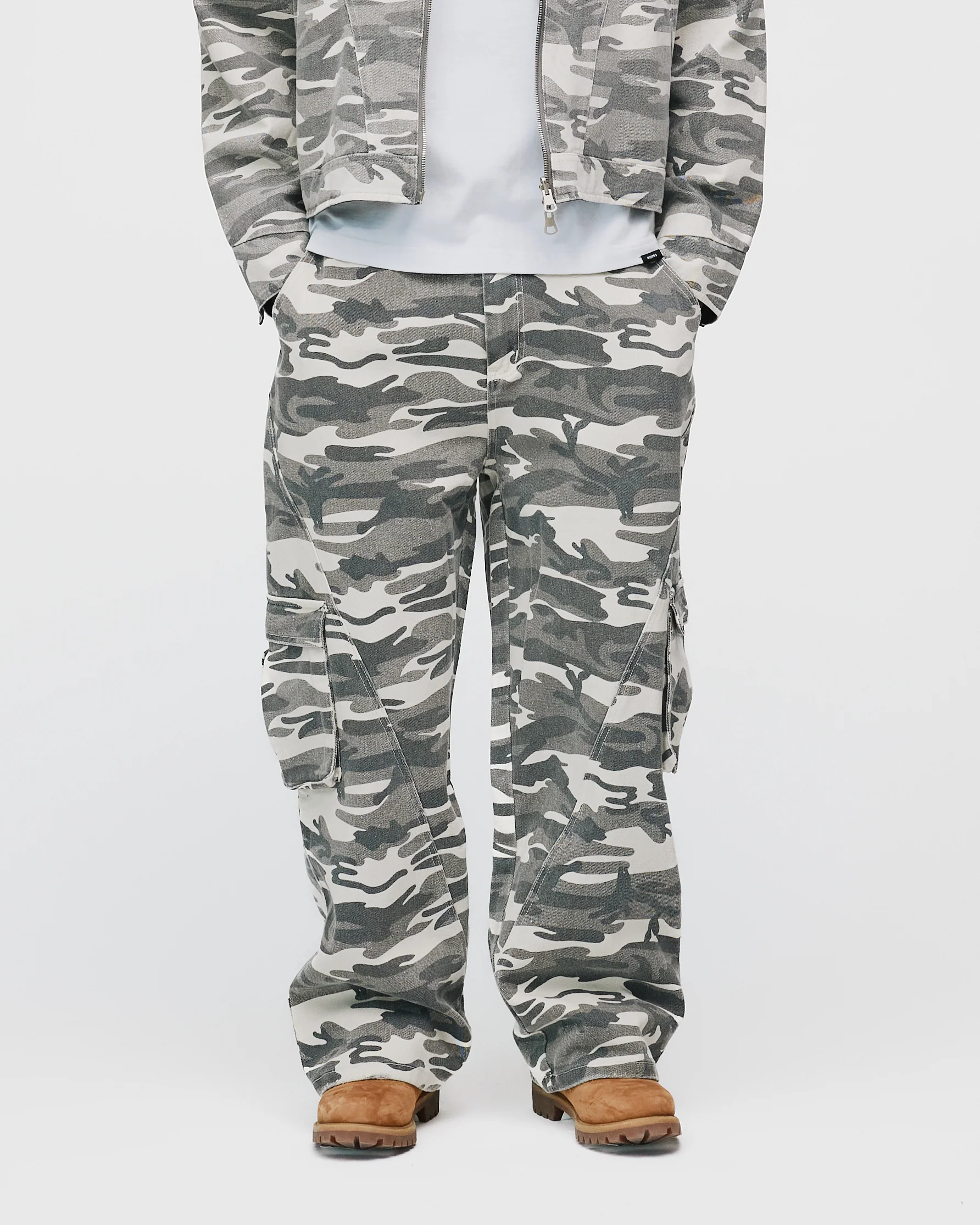Baggy Cargo Pants - White Camo