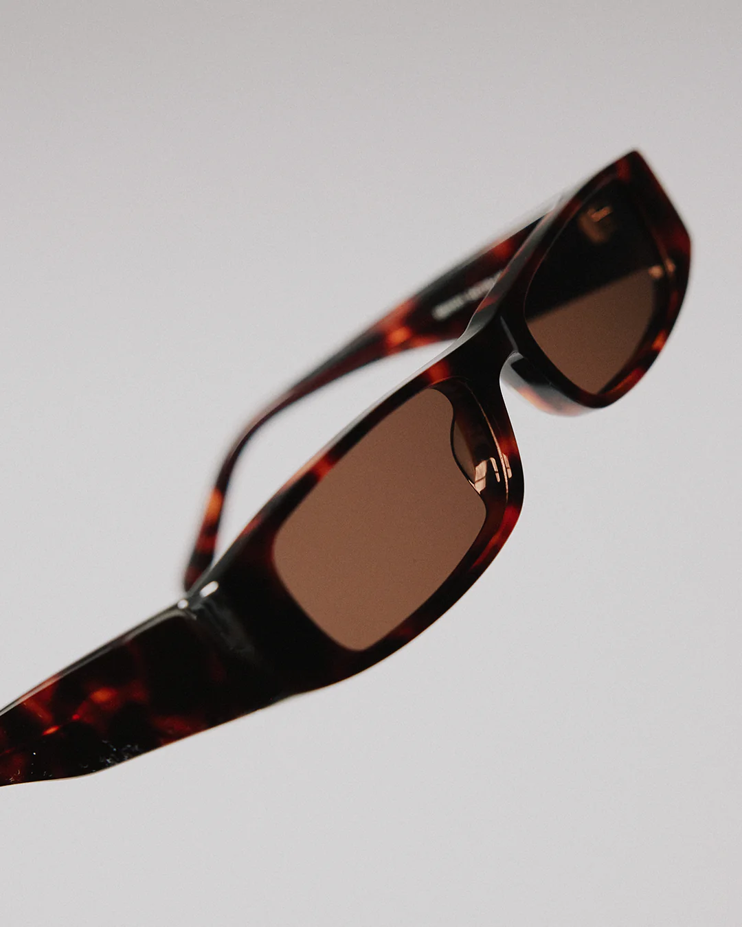 Bleecker Sunglasses - Tortoise Shell
