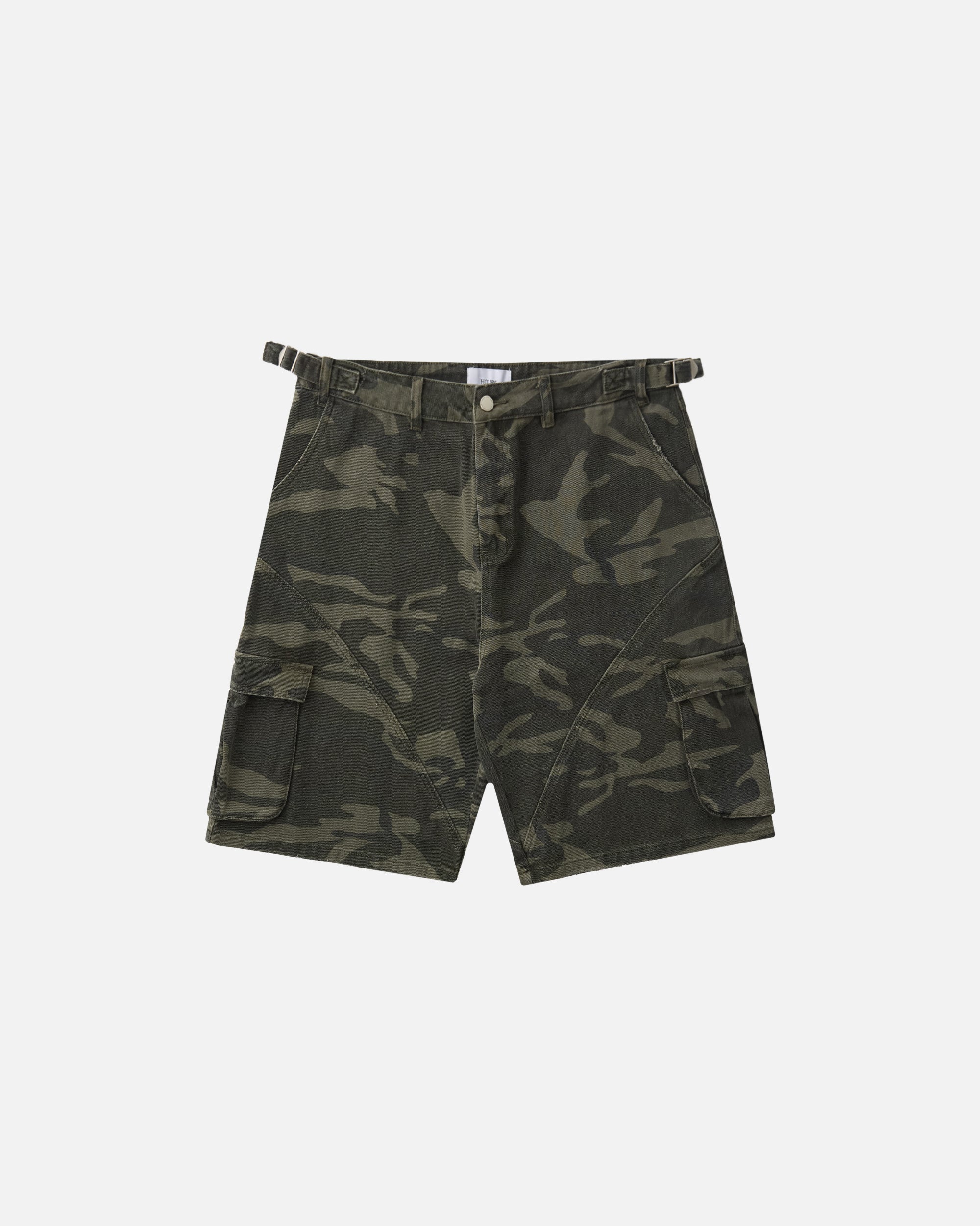 Baggy Cargo Shorts - Camo
