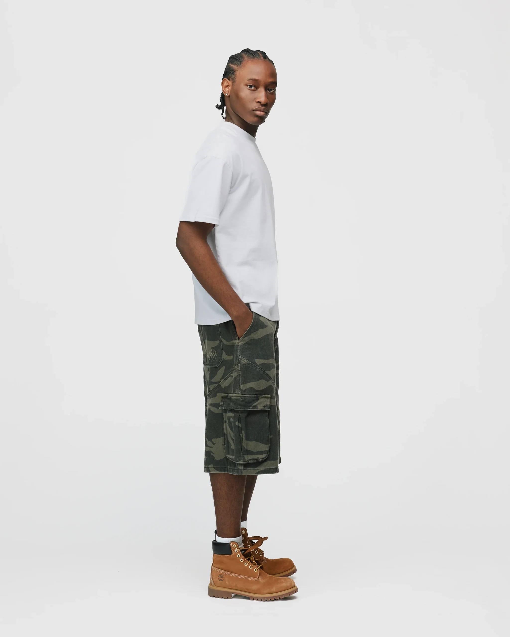 Baggy Cargo Shorts - Camo