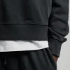 900-cropped-crewneck-vintage-black-3.webp Cropped Crewneck - Vintage Black