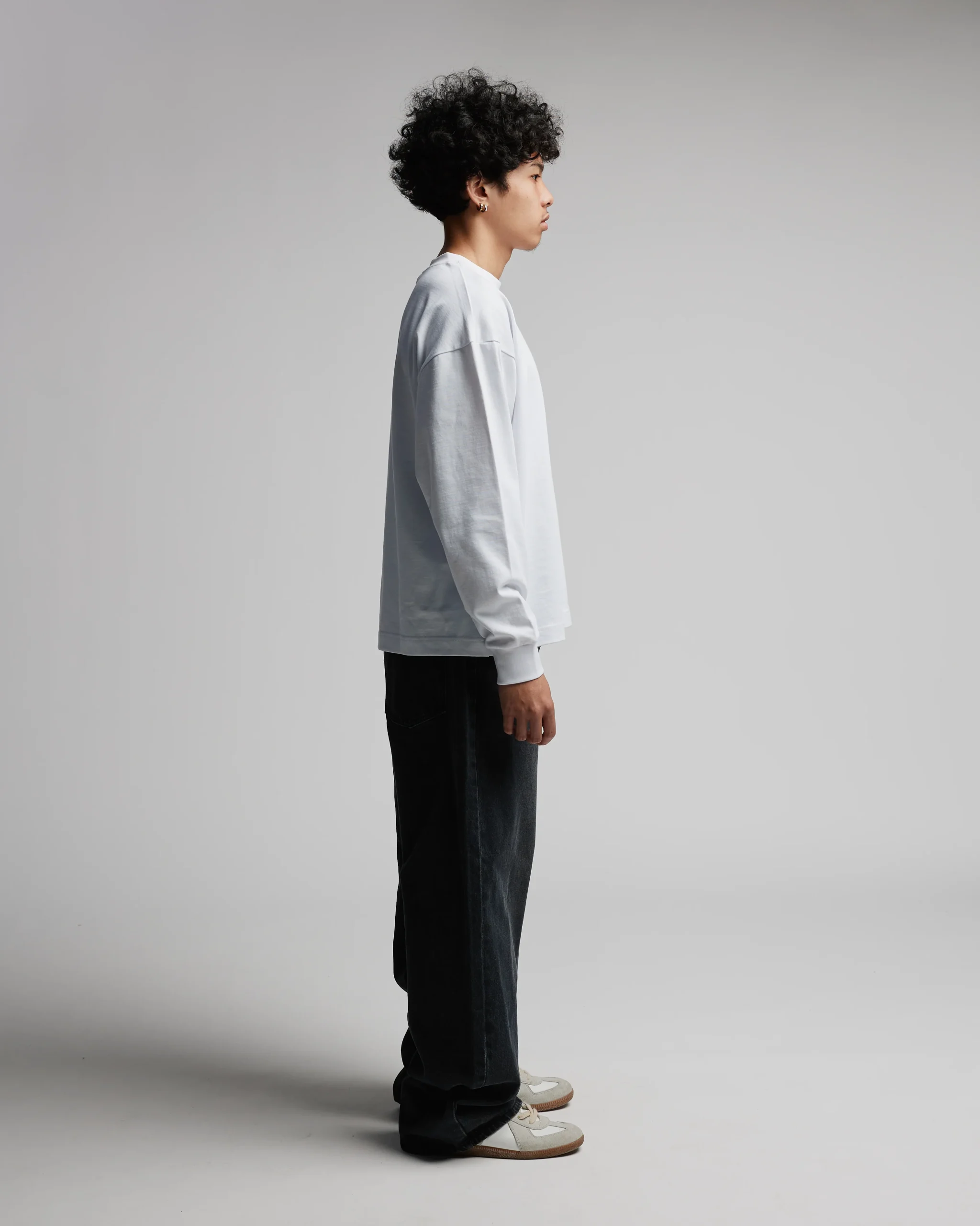 966-cropped-long-sleeve-white-4.webp Cropped Long Sleeve - White